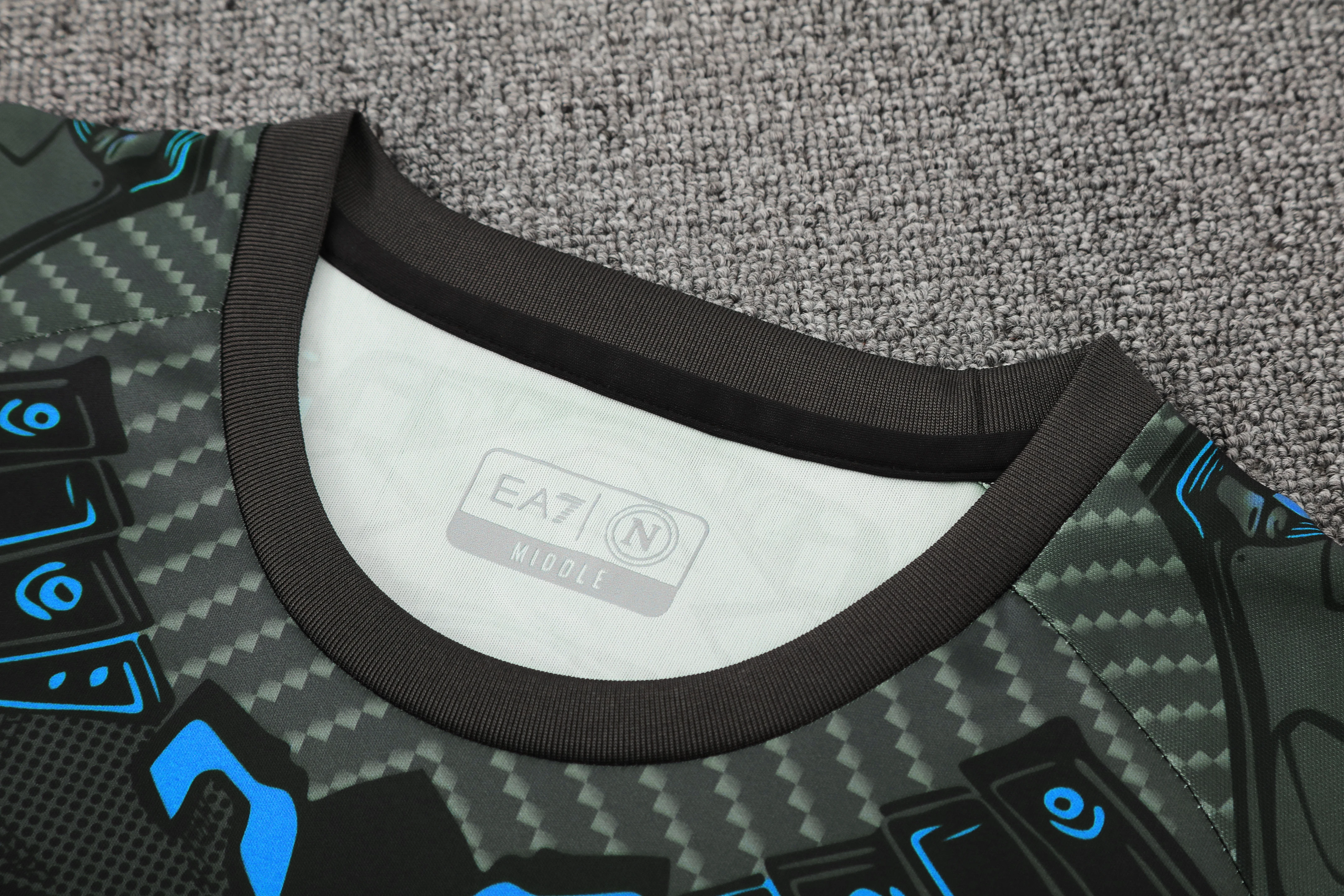 2025-26 Napoli training vest jersey view 7