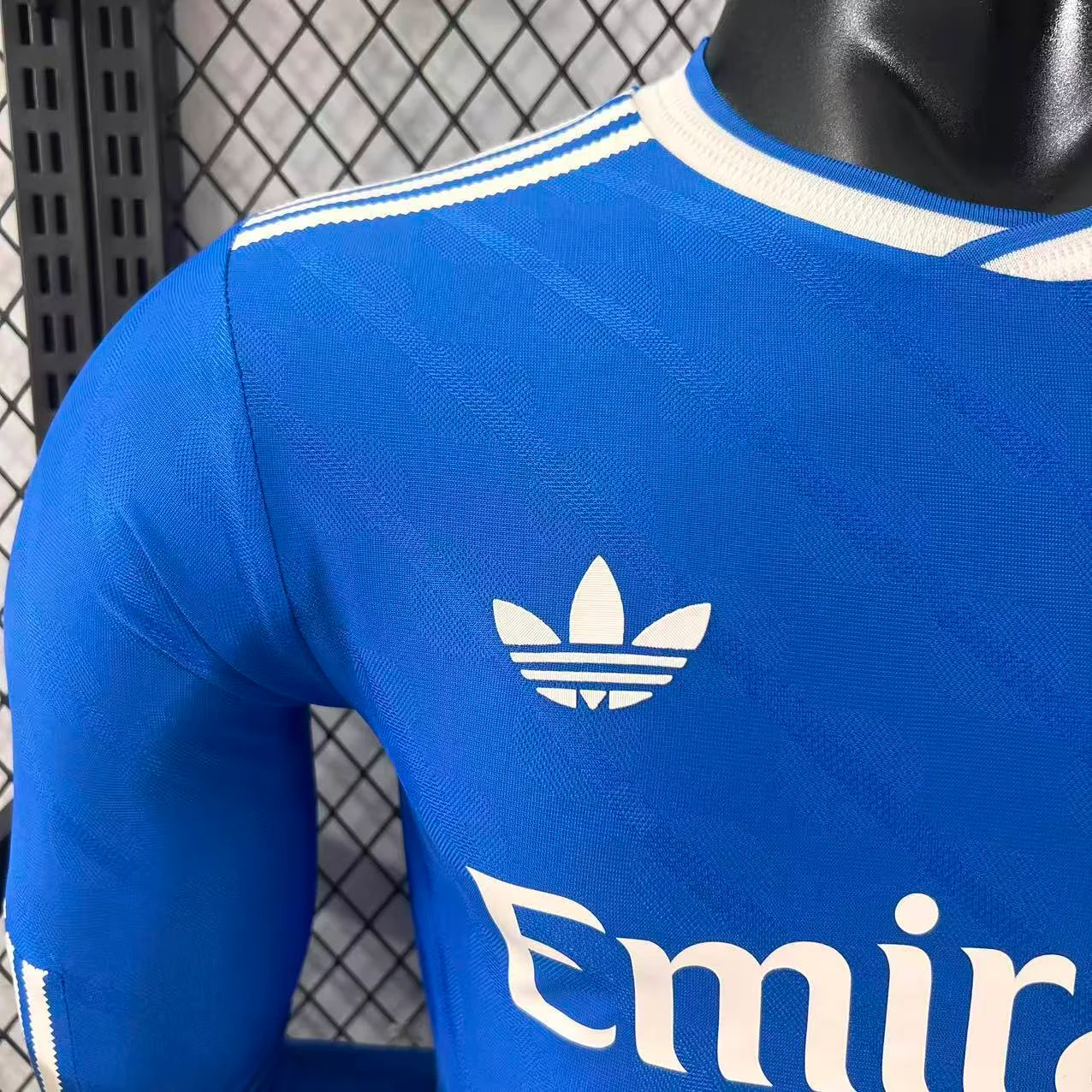 2025-26 Real Madrid Third Away Kit - Player Version view 4