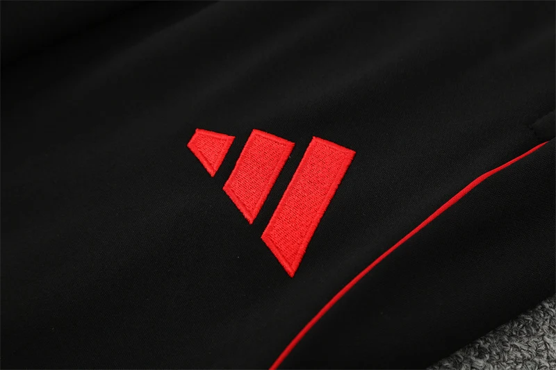 2025-26 Arsenal White Half-Zip Training Jersey view 3