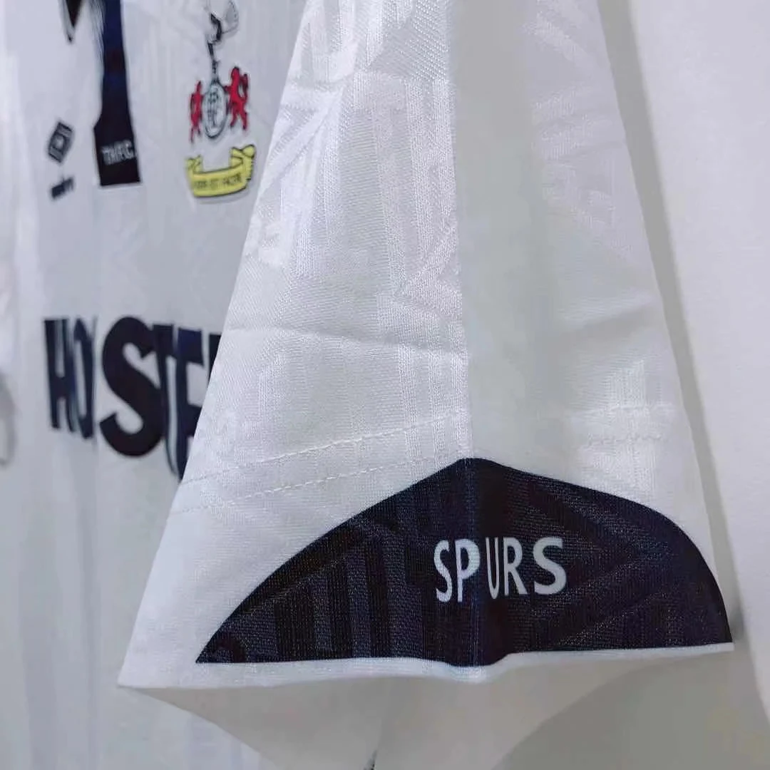 1991-93 Tottenham Hotspur Home Retro Kit view 7