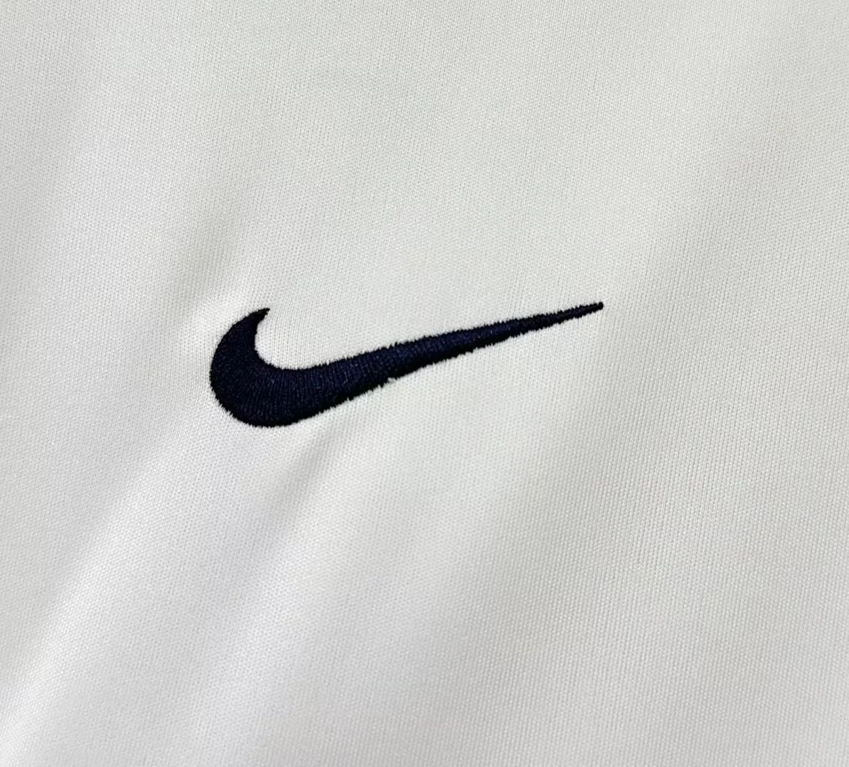 2002-03 Paris retro away jersey view 9
