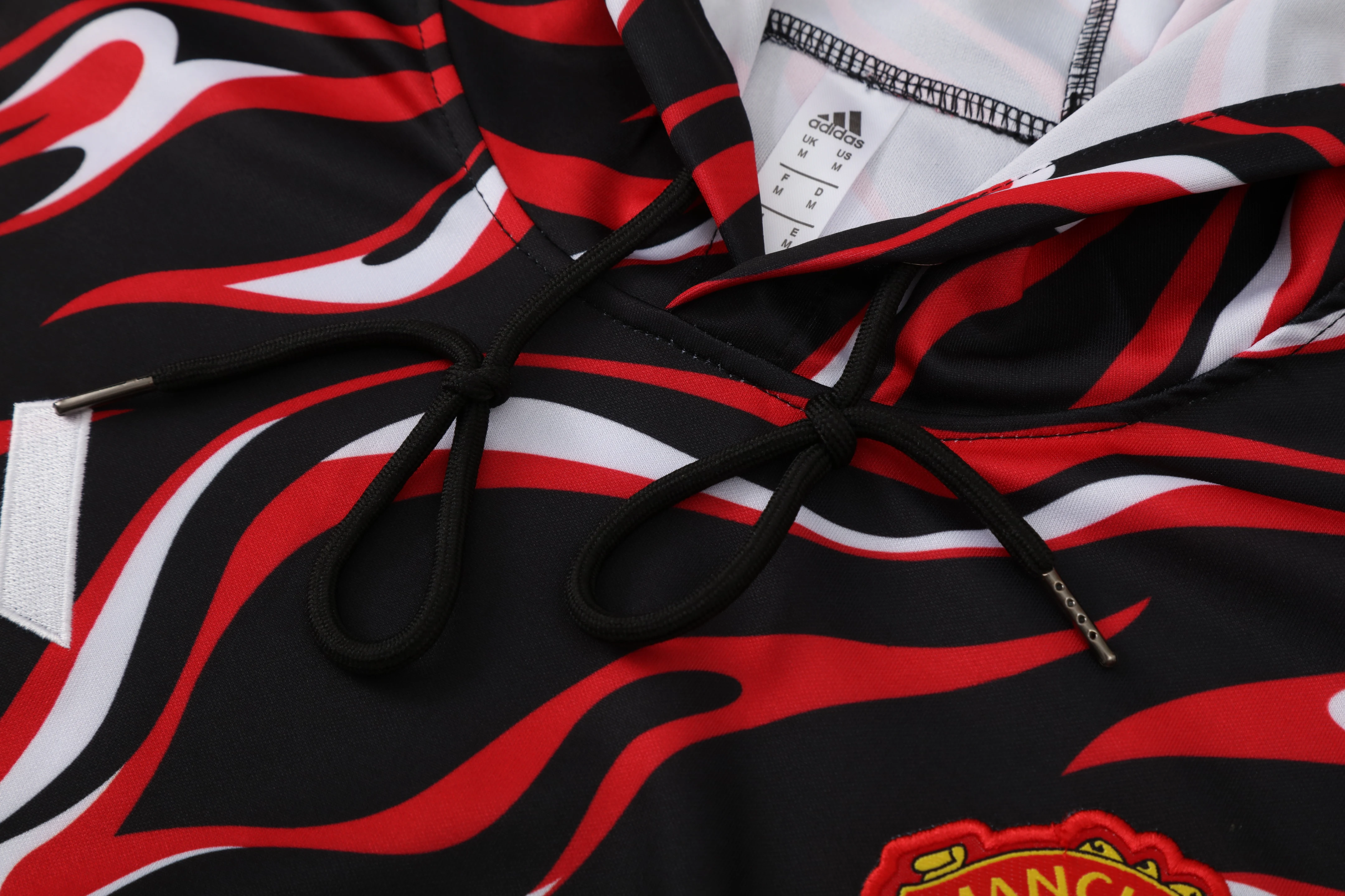 2025-26 Manchester United Black and Red Training Hooded Jersey view 13