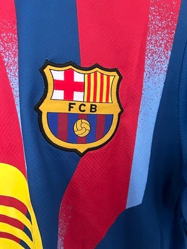 2025-26 Barcelona Away Jerseys - Fan Edition view 4