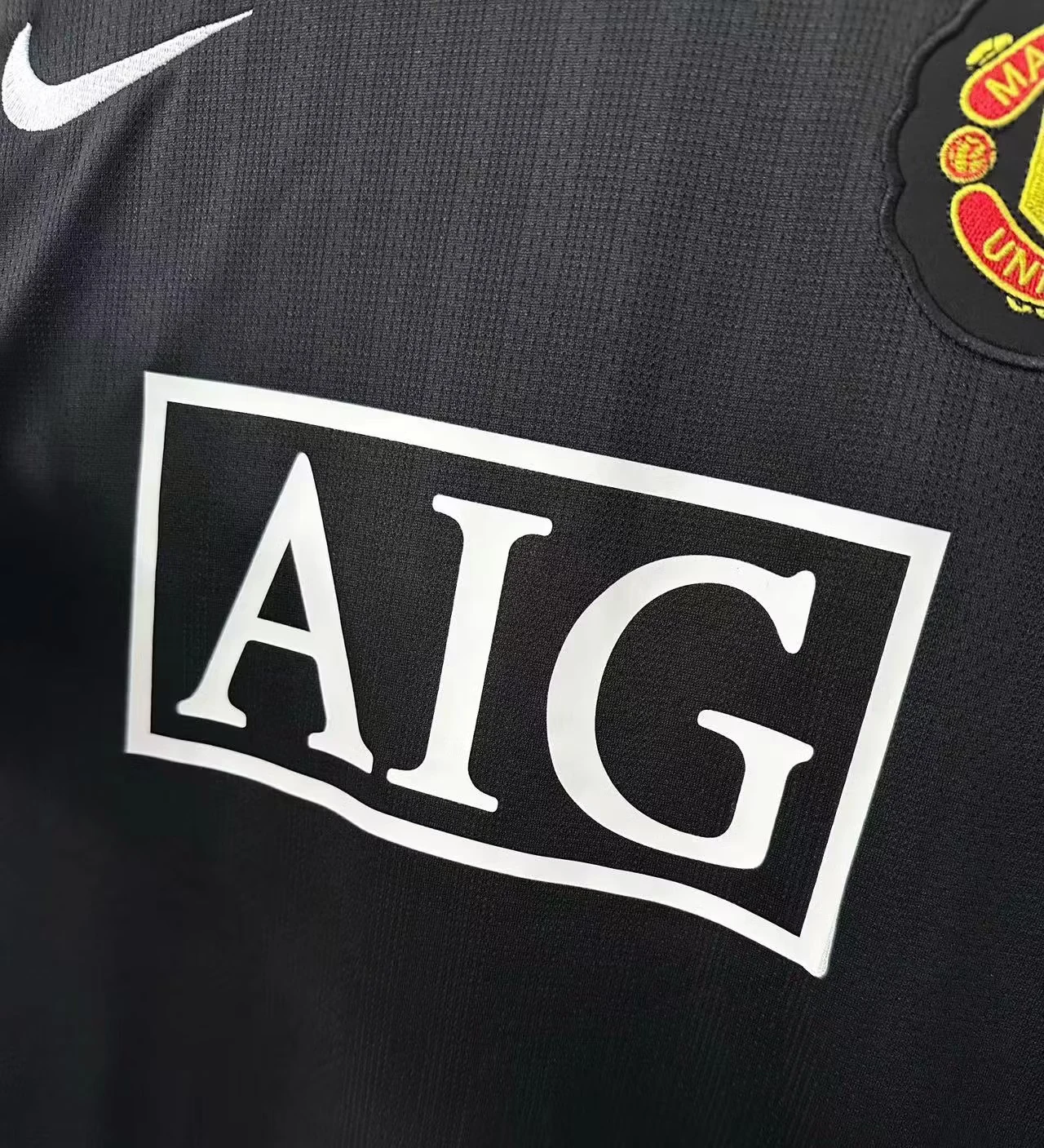 2007-08 Manchester United Away Black Retro Shirt view 7