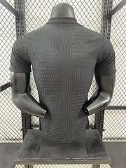 2025-26 Manchester United Training Shirt - Players view 2