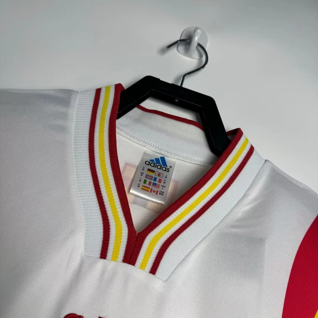 1996 Spain Away Retro Jersey view 7