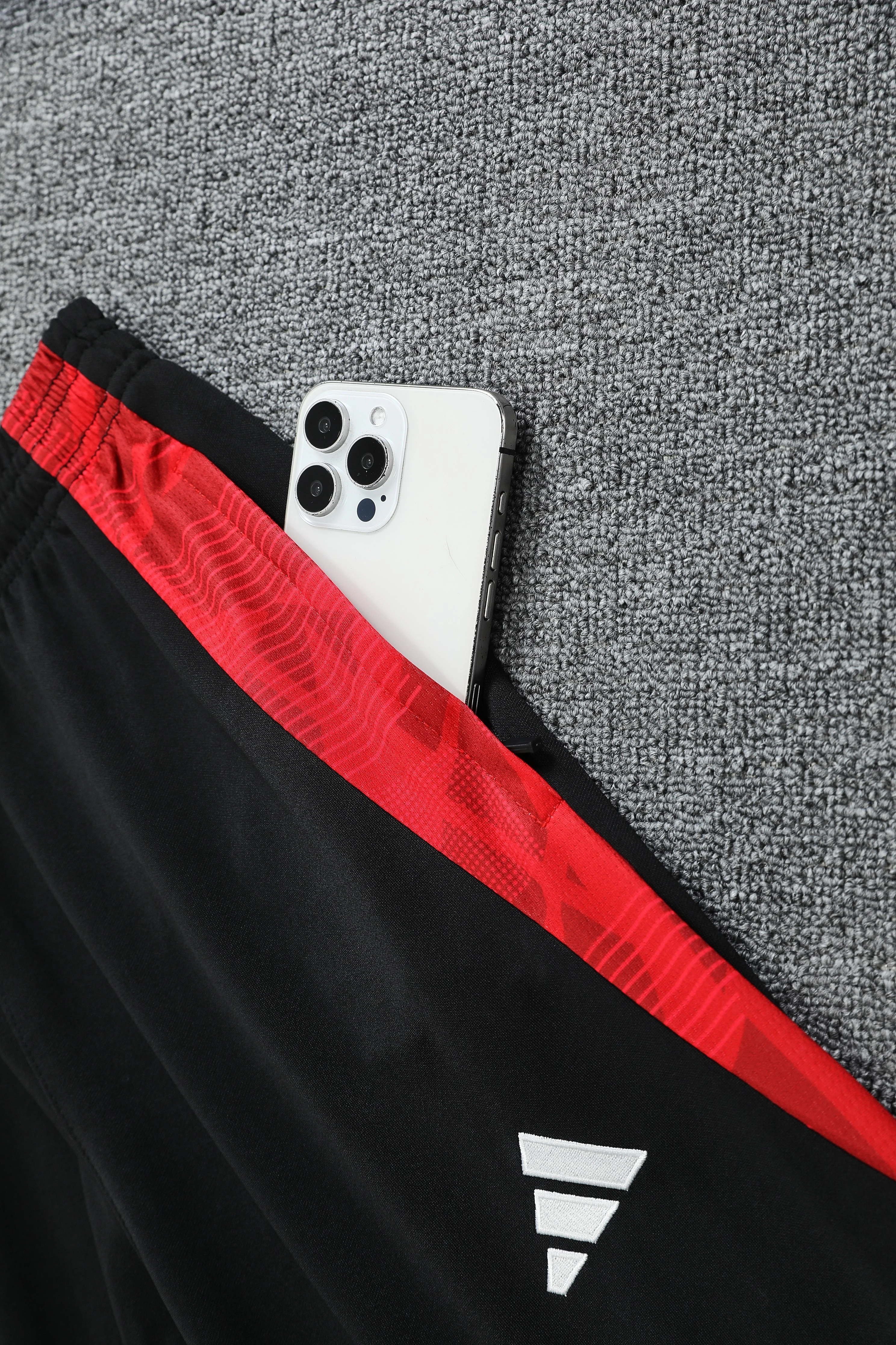 2025-26 Manchester United Red Training Hooded Jersey view 5