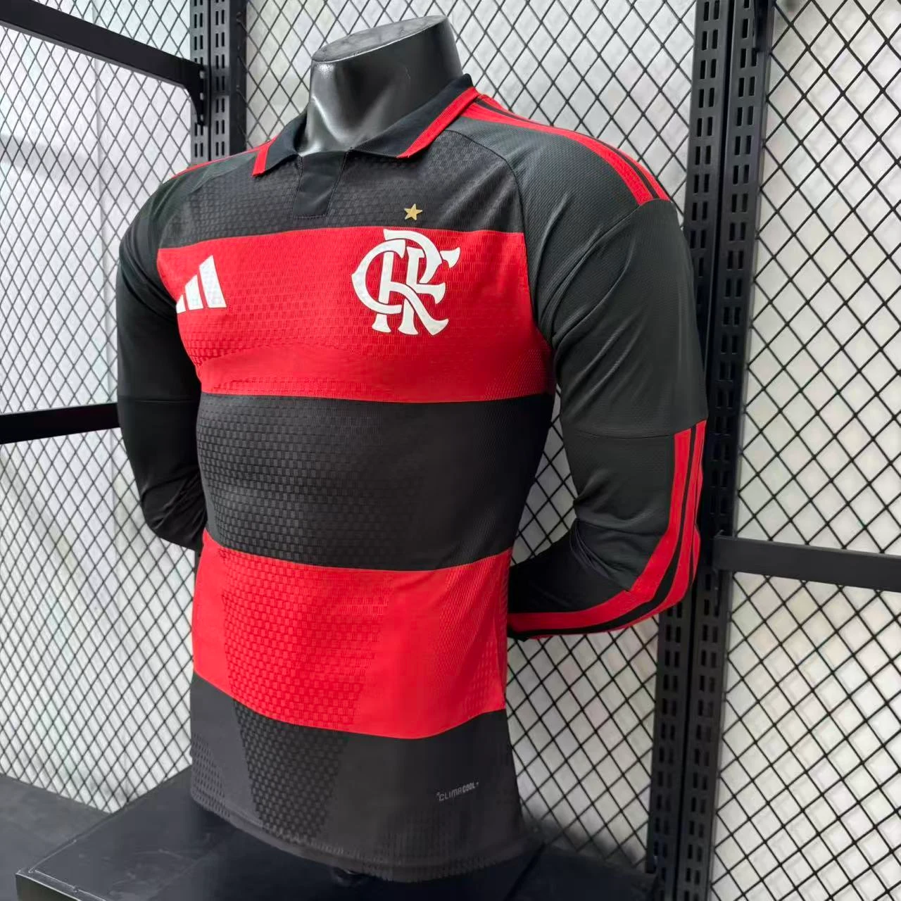 2026-27 Flamengo Home Long-Sleeve Jersey - Player Version view 7