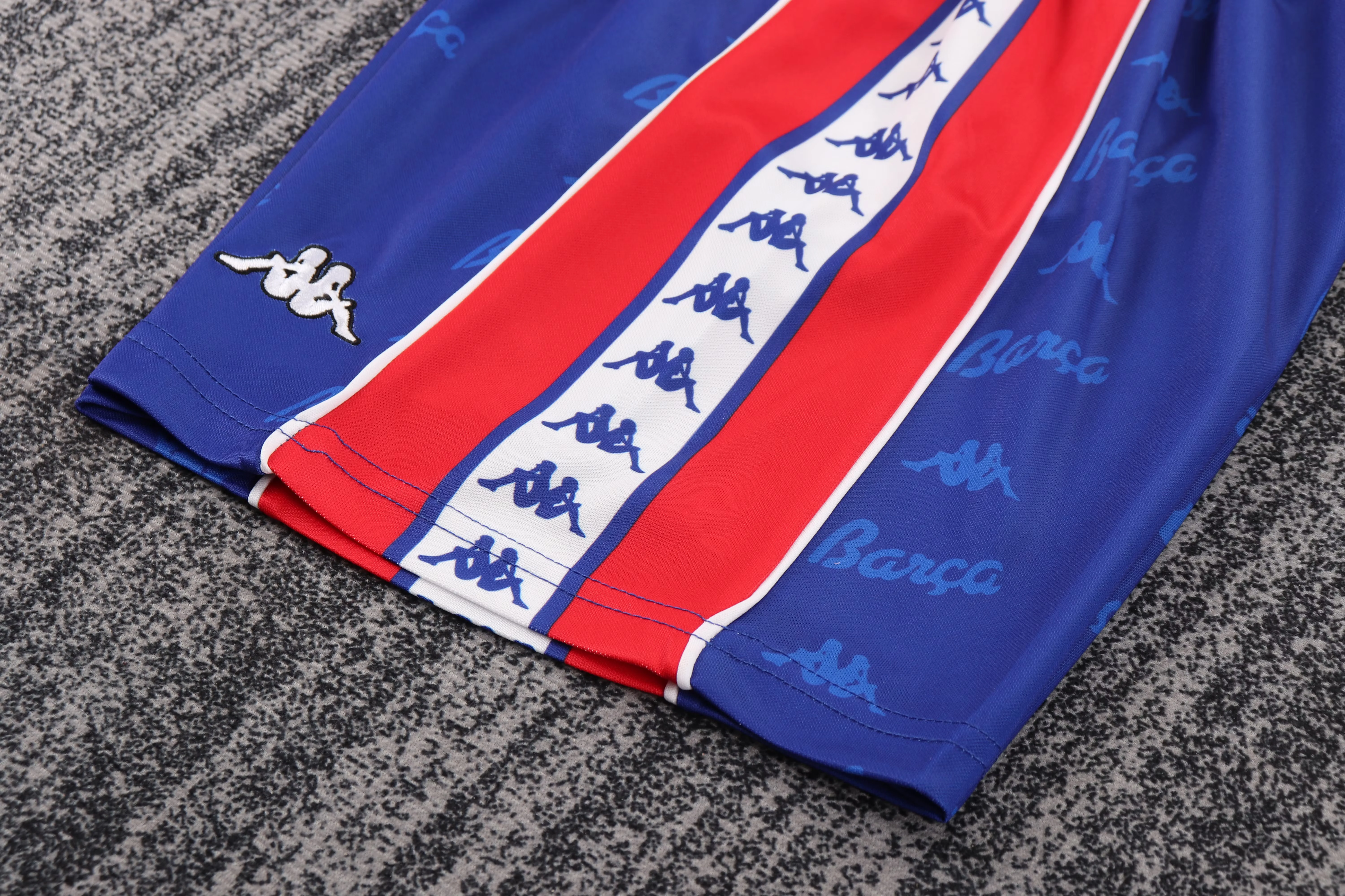 1992-95 Barcelona Home Retro Shirt - Kids Sizes view 3