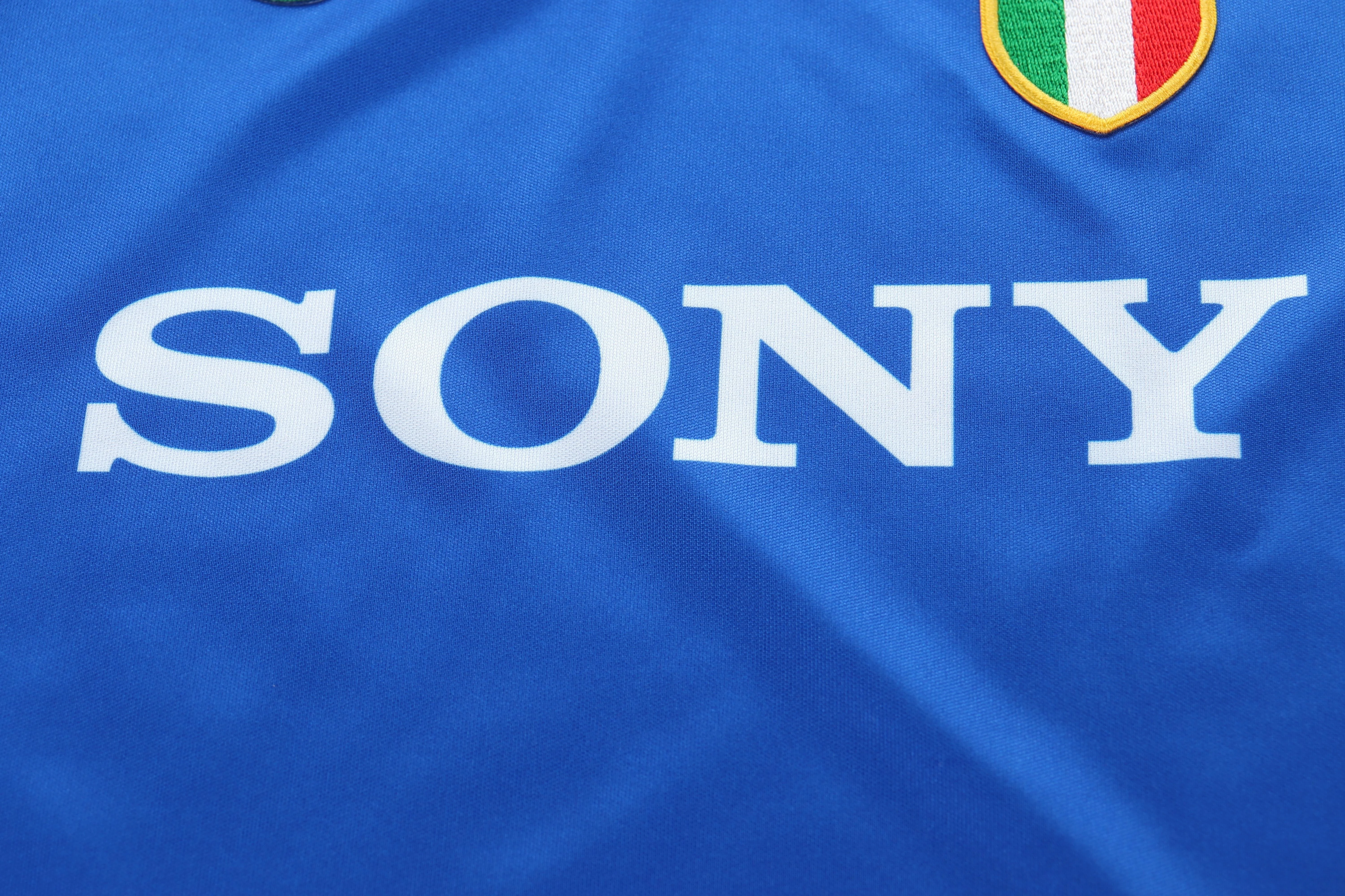 1995-96 Juventus Away Retro Jersey - Children's Size view 10