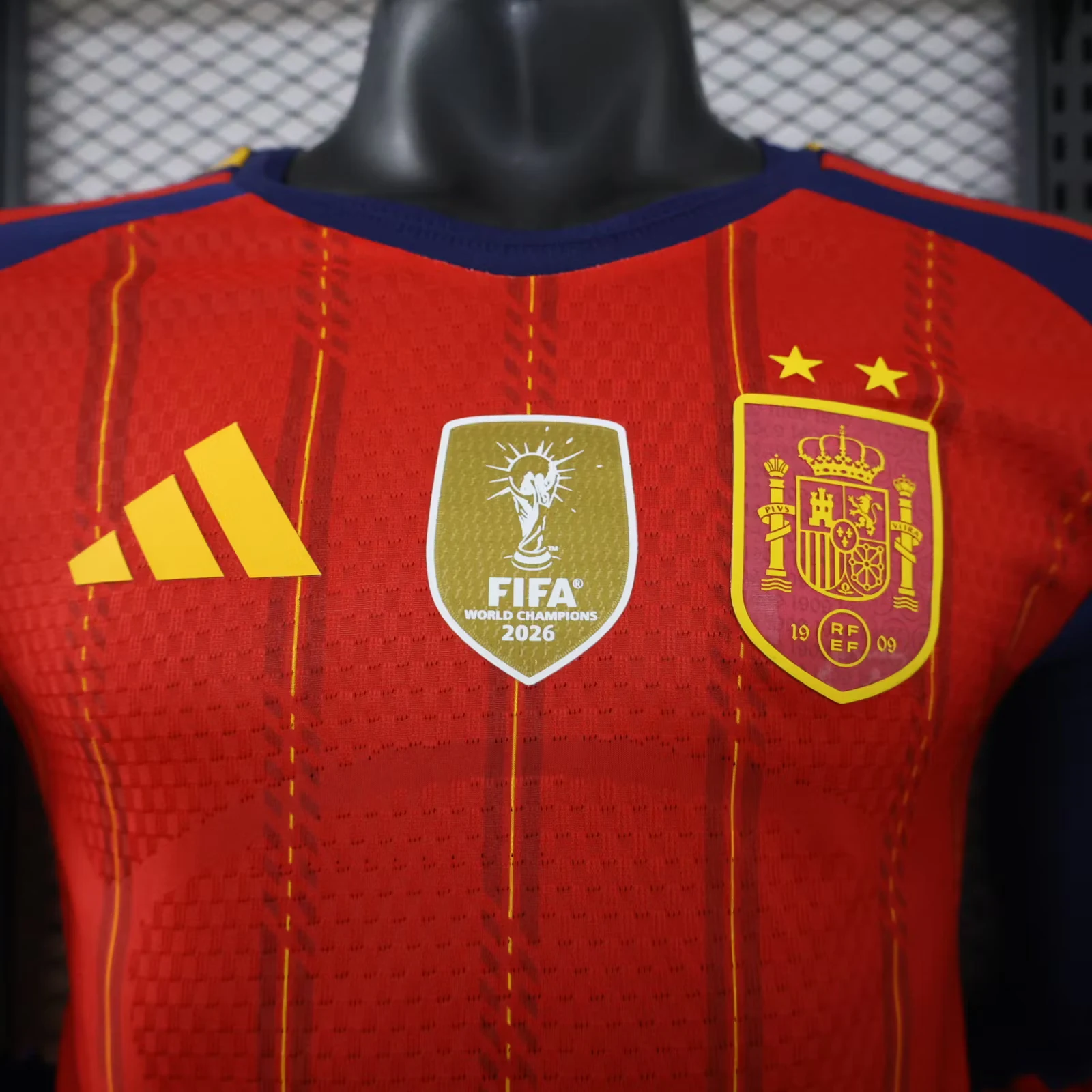 2026-27 Spain Home Long-Sleeve Jersey (with Two Stars) – Player Version view 3