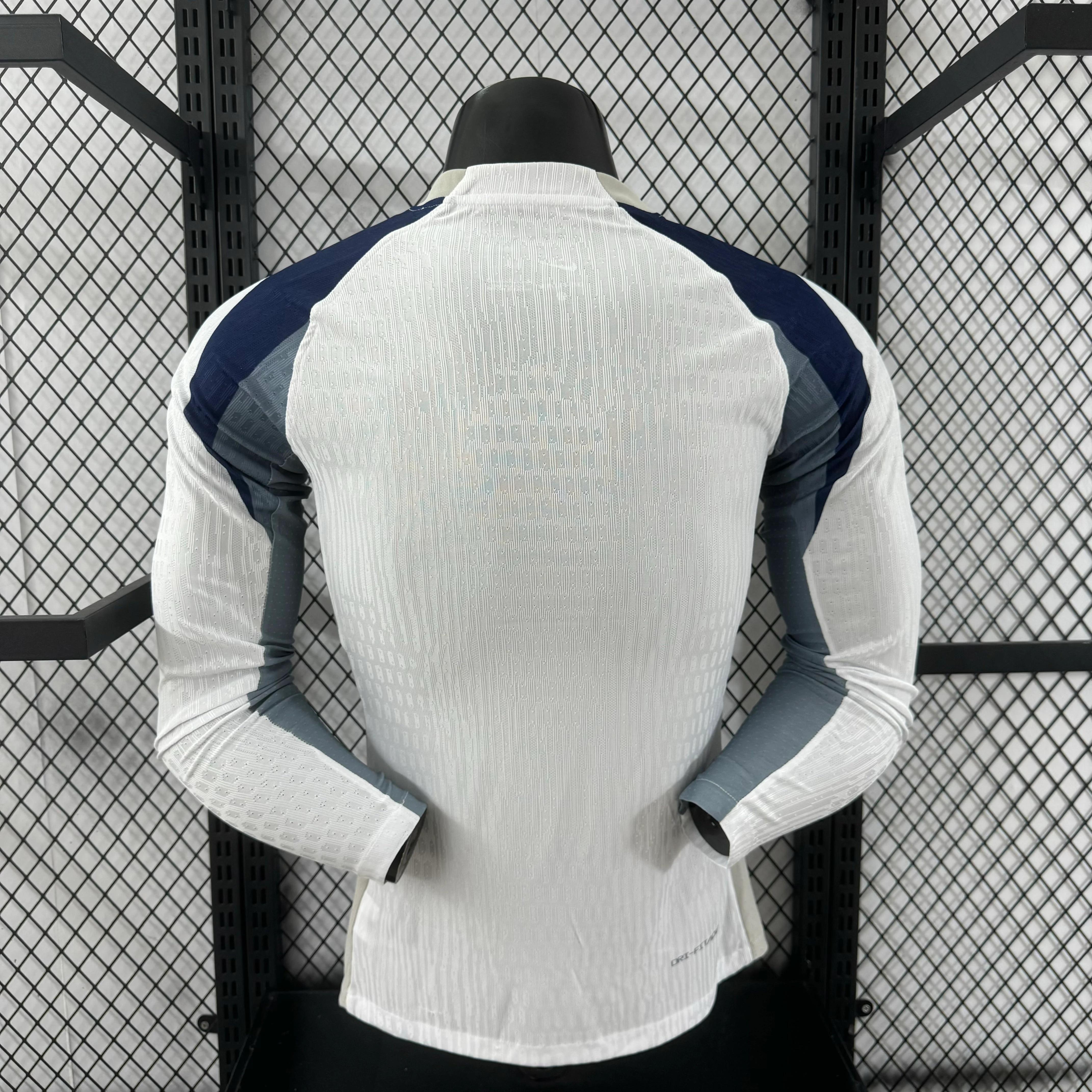2025-26 Tottenham Hotspur Home Long-Sleeve Jersey – Player Version view 2