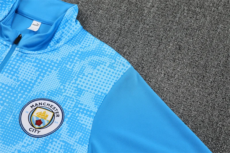 2025-26 Manchester City Light Blue Half-Zip Training Jersey view 5