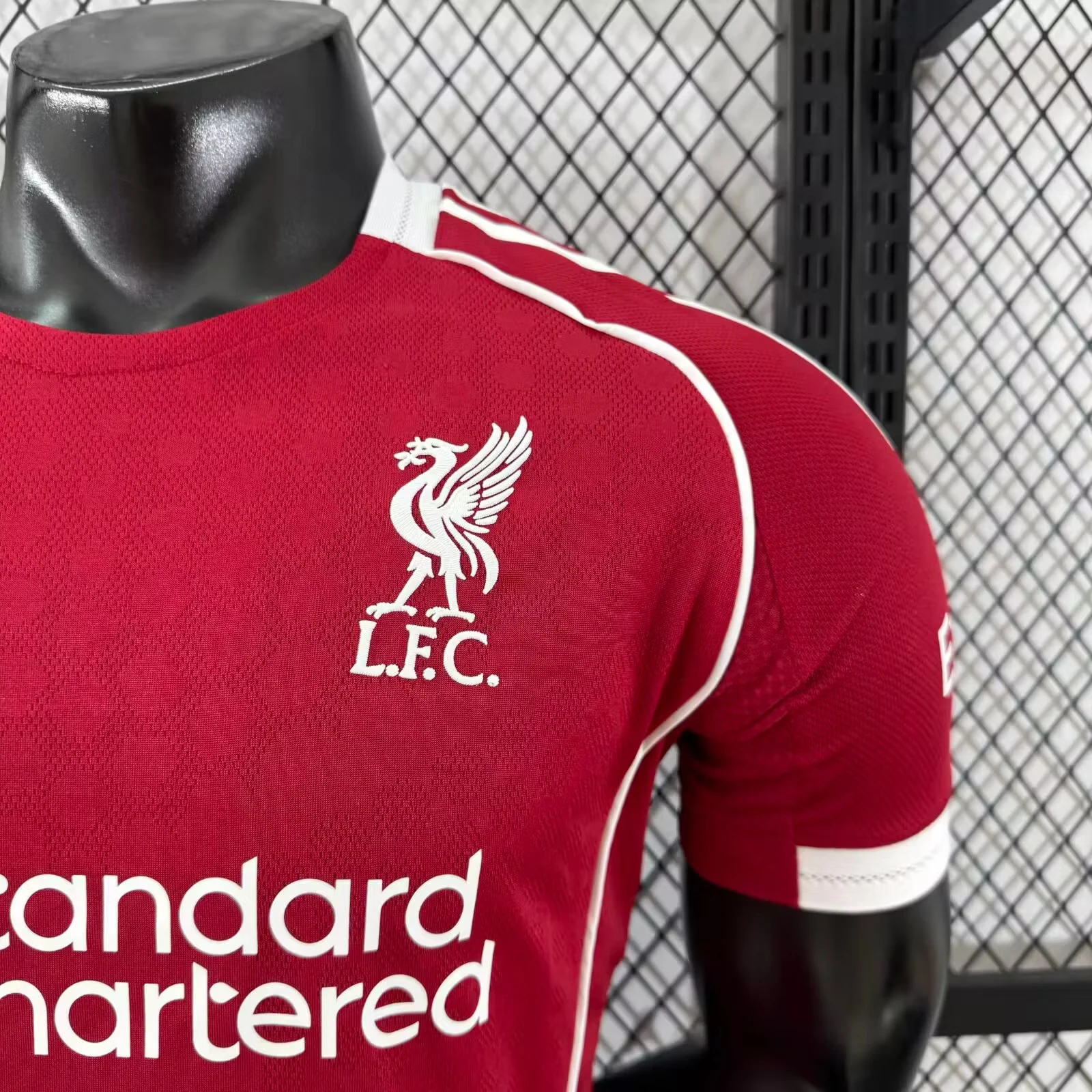 2025-26 Liverpool Home Shirt - Player Edition view 5
