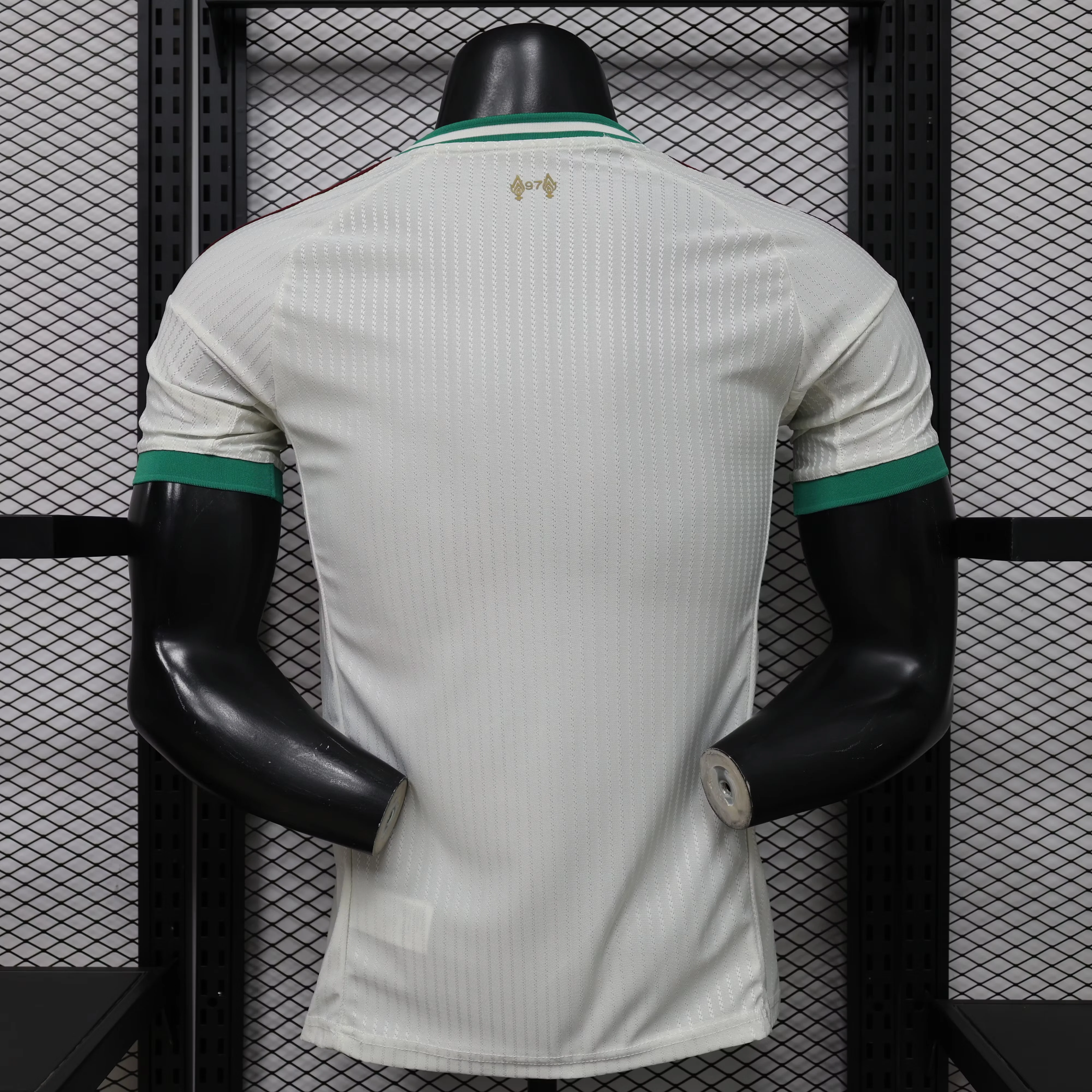 2025-26 Liverpool Retro Casual Jersey view 2