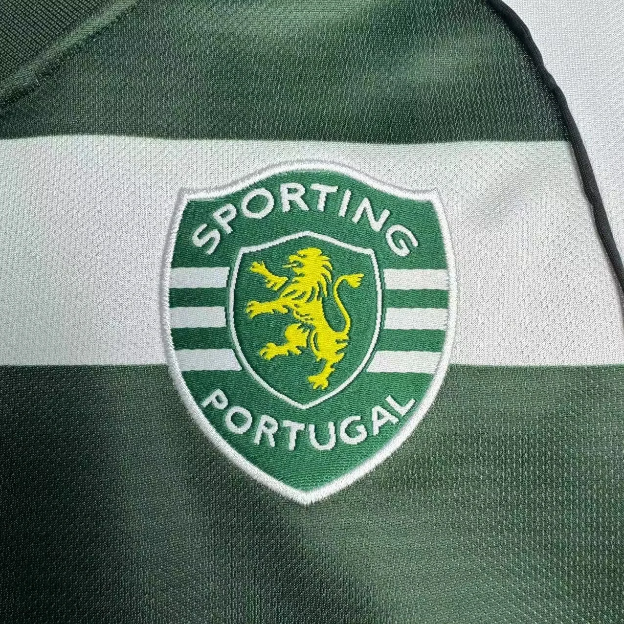 2001-03 Lisbon Home Retro Jersey view 8