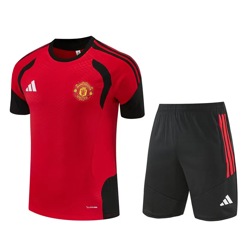 2026-27 Manchester United Red Short-Sleeve Training Jersey view 16