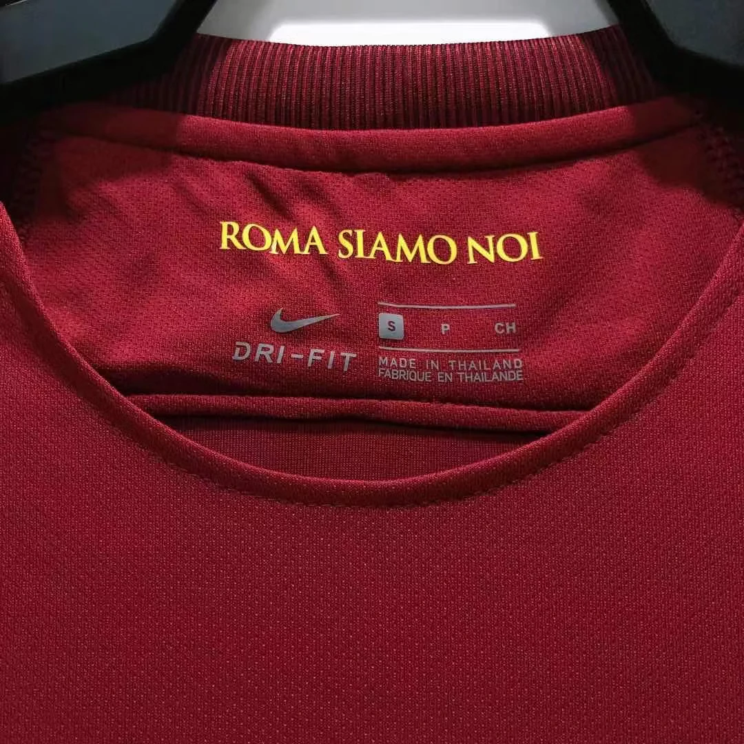 2017-18 Roma Home Retro Jersey view 9