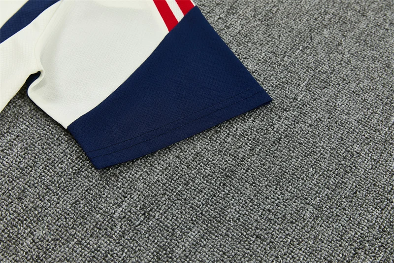 2026-27 Bayern Munich Beige Short-Sleeve Training Jersey view 13