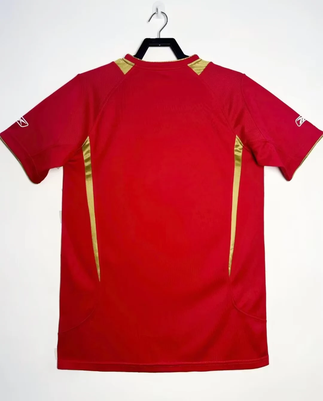 2005-06 Liverpool Home Retro Jersey view 2