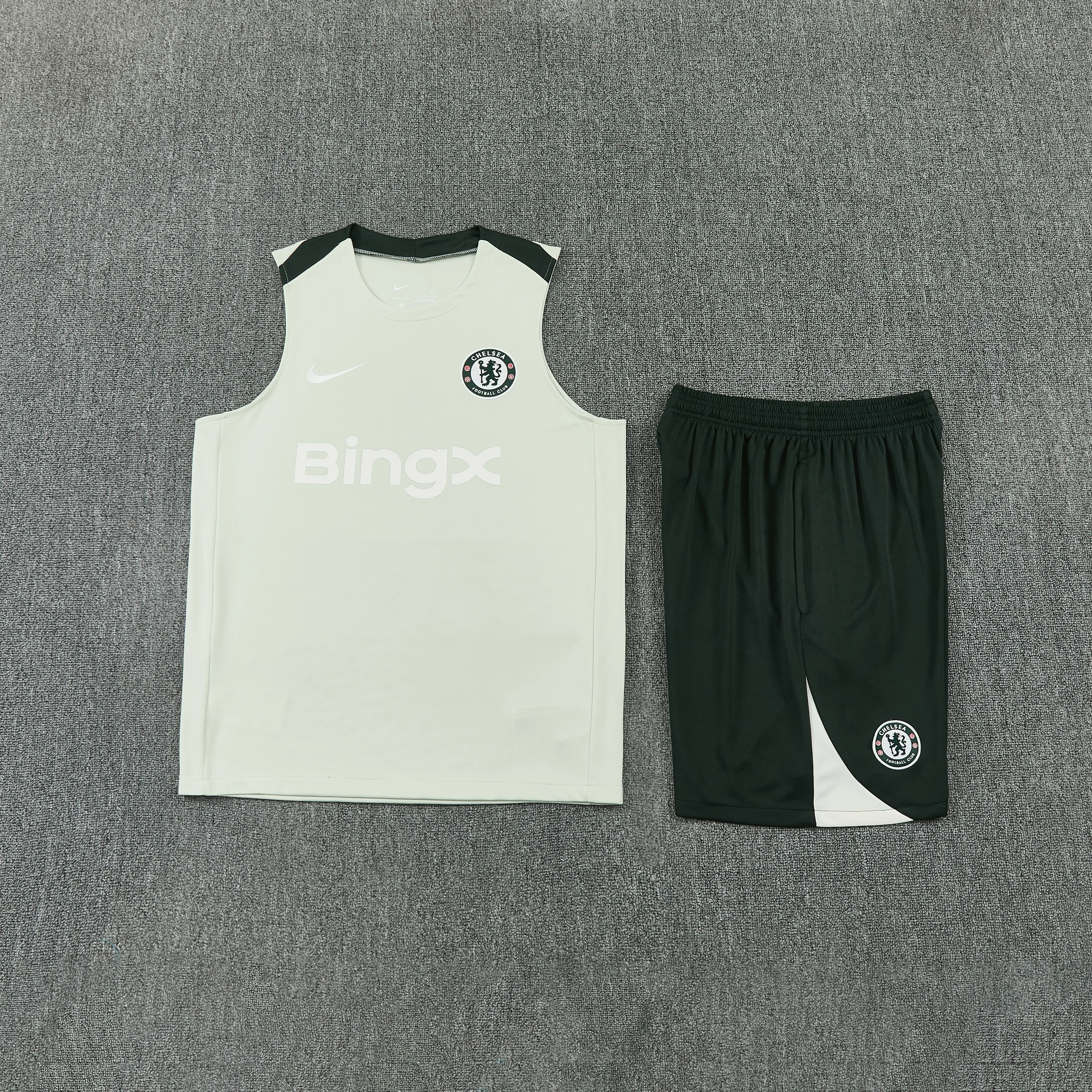 2025-26 Chelsea training vest jersey view 13
