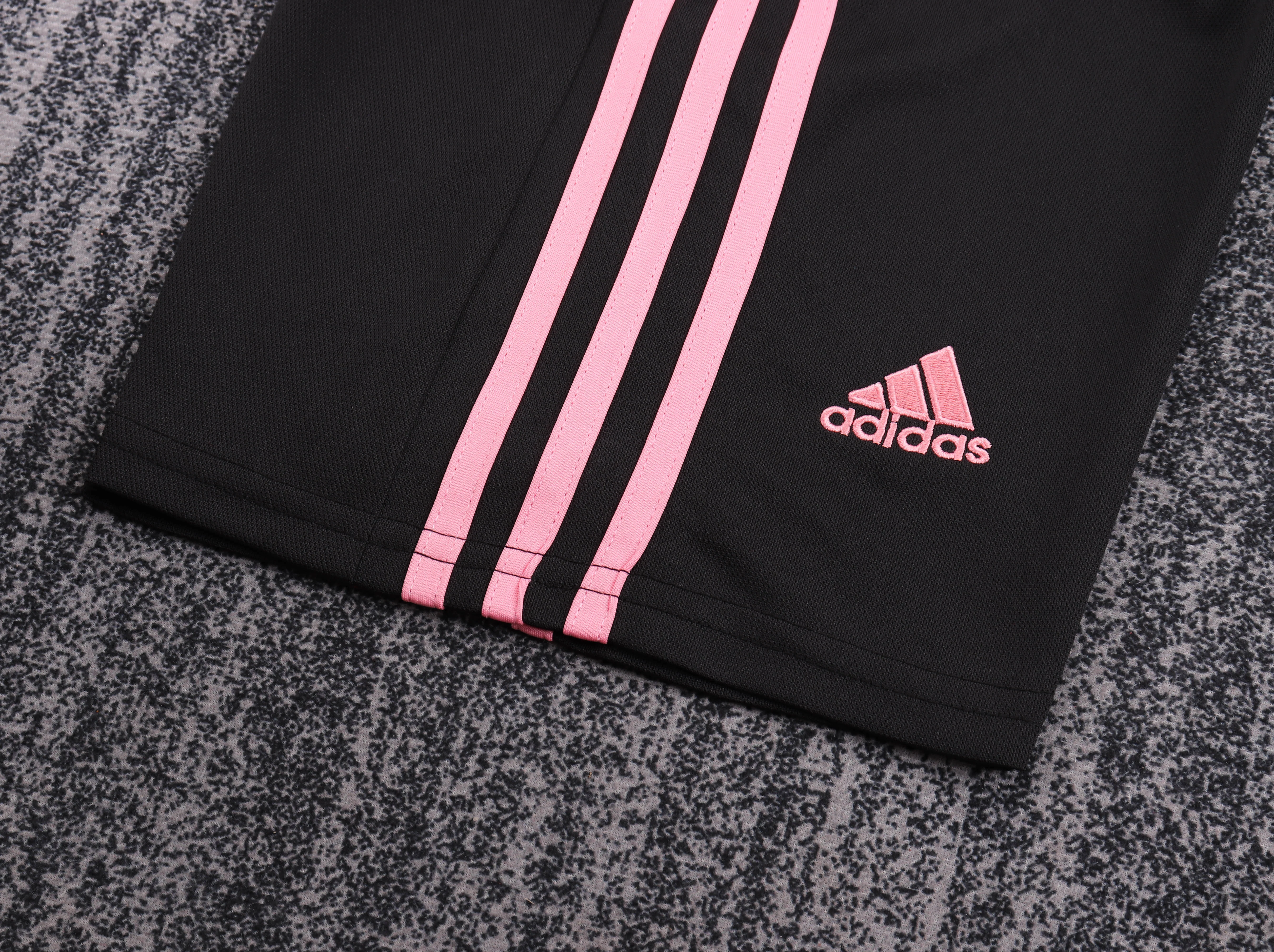 2015-16 Juventus Away Retro Jersey - Children's Size view 11