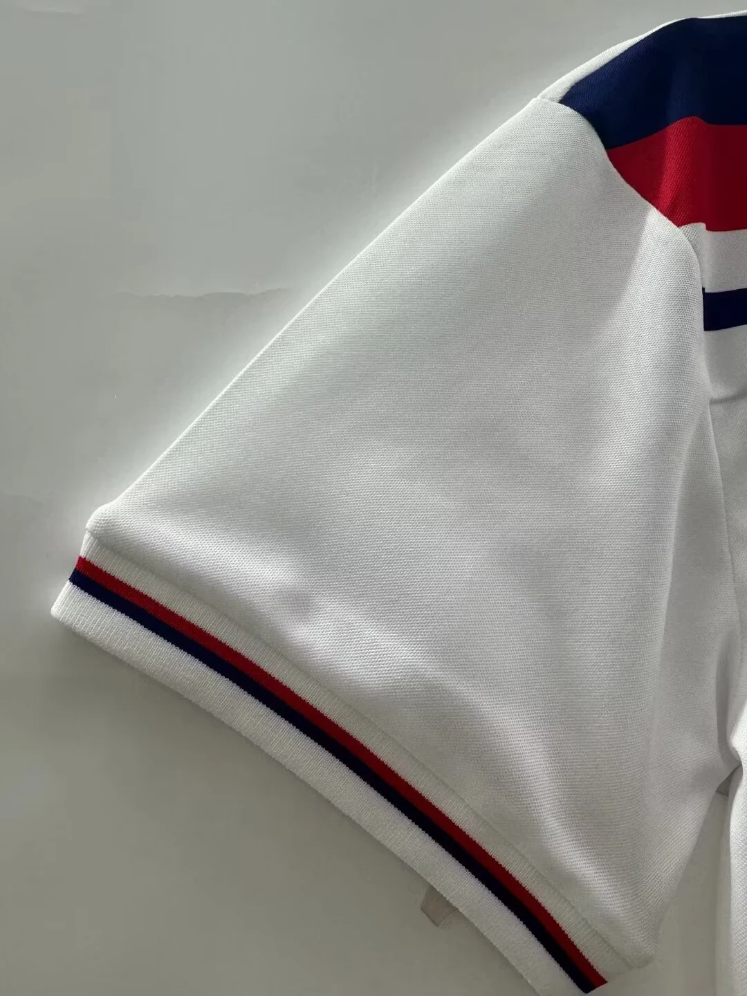 1982 England Home Retro Jersey view 4