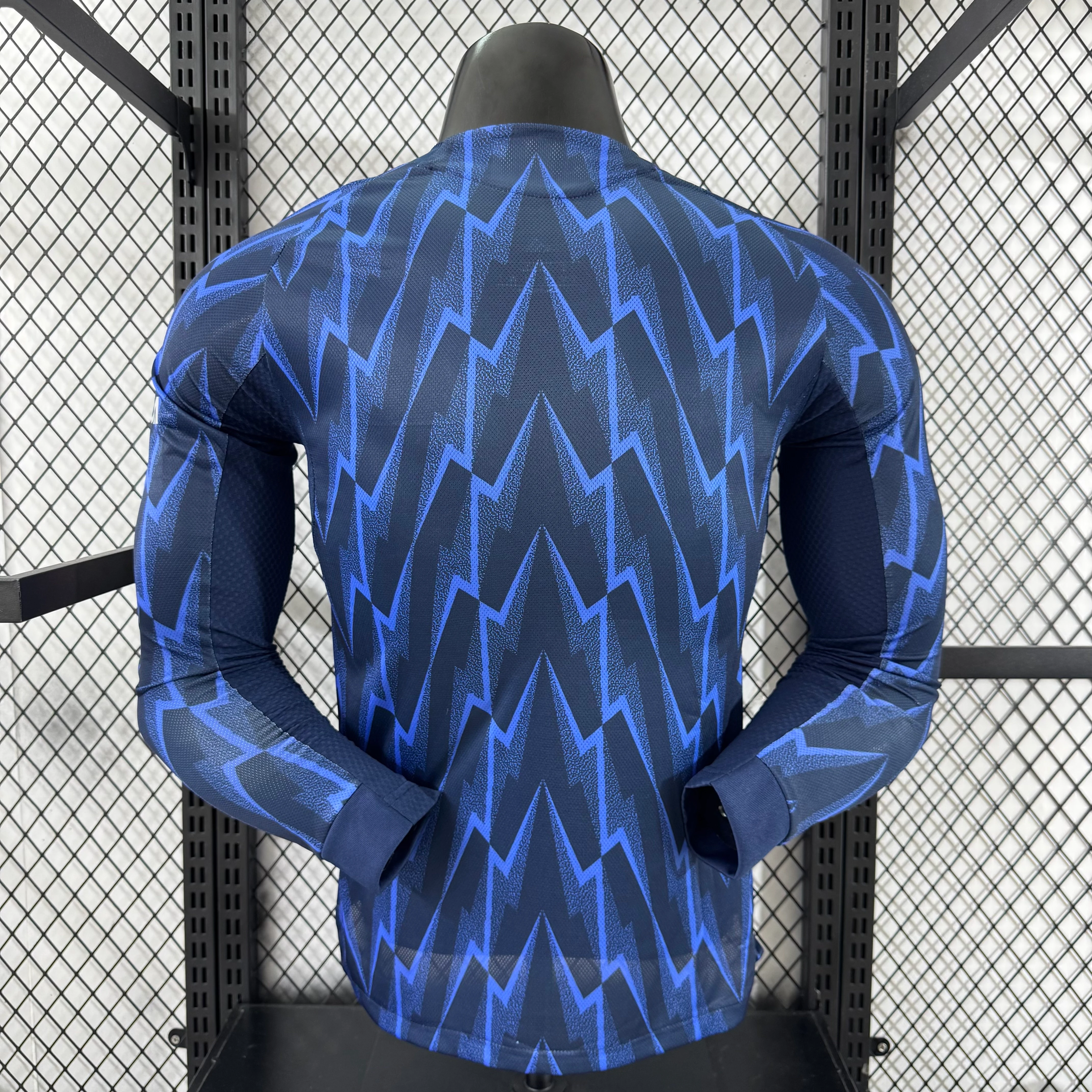 2025-26 Arsenal Away Long-Sleeve Jersey – Player Version view 2