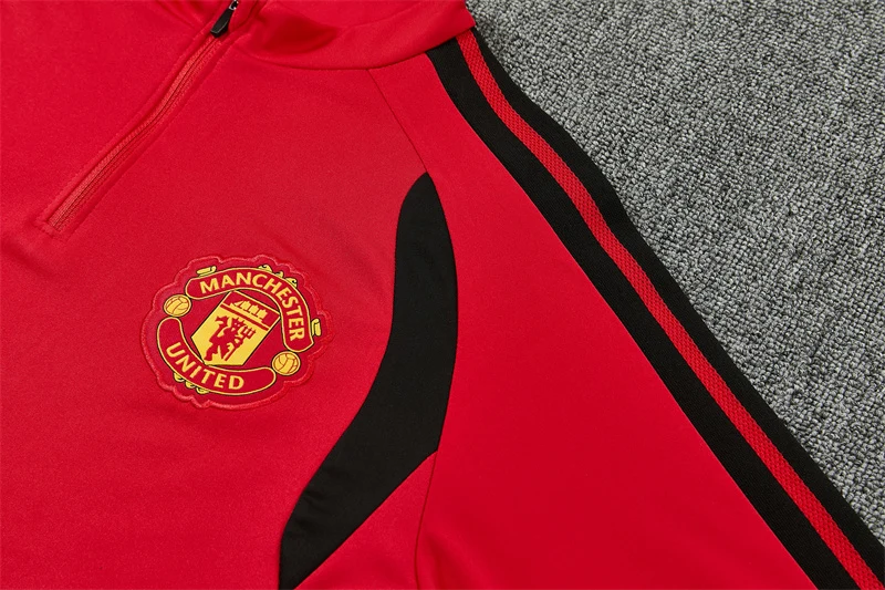 2026-27 Manchester United Red Half-Zip Training Jersey view 10