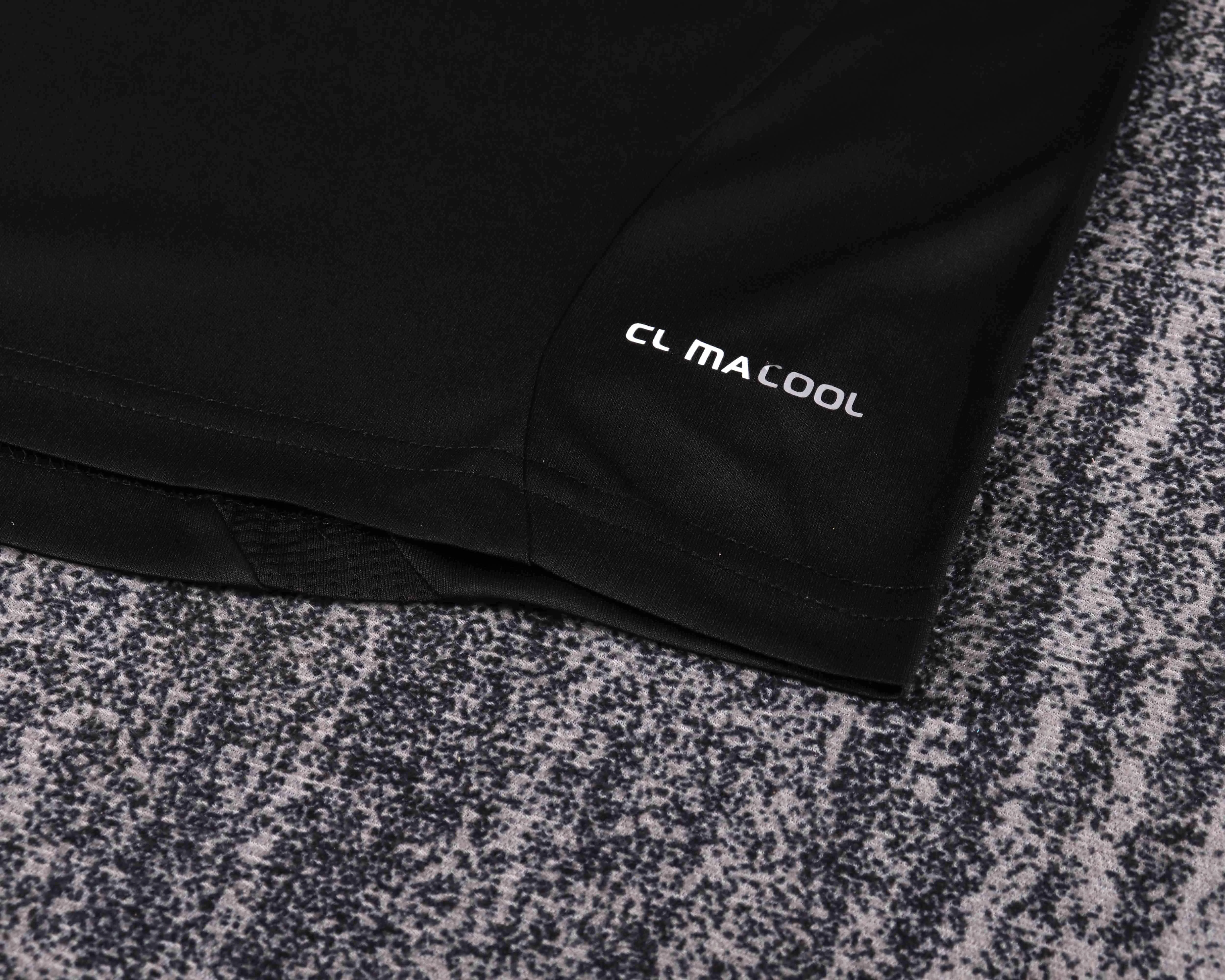 2011-12 Real Madrid Goalkeeper Retro Black Shirt - Kids view 8