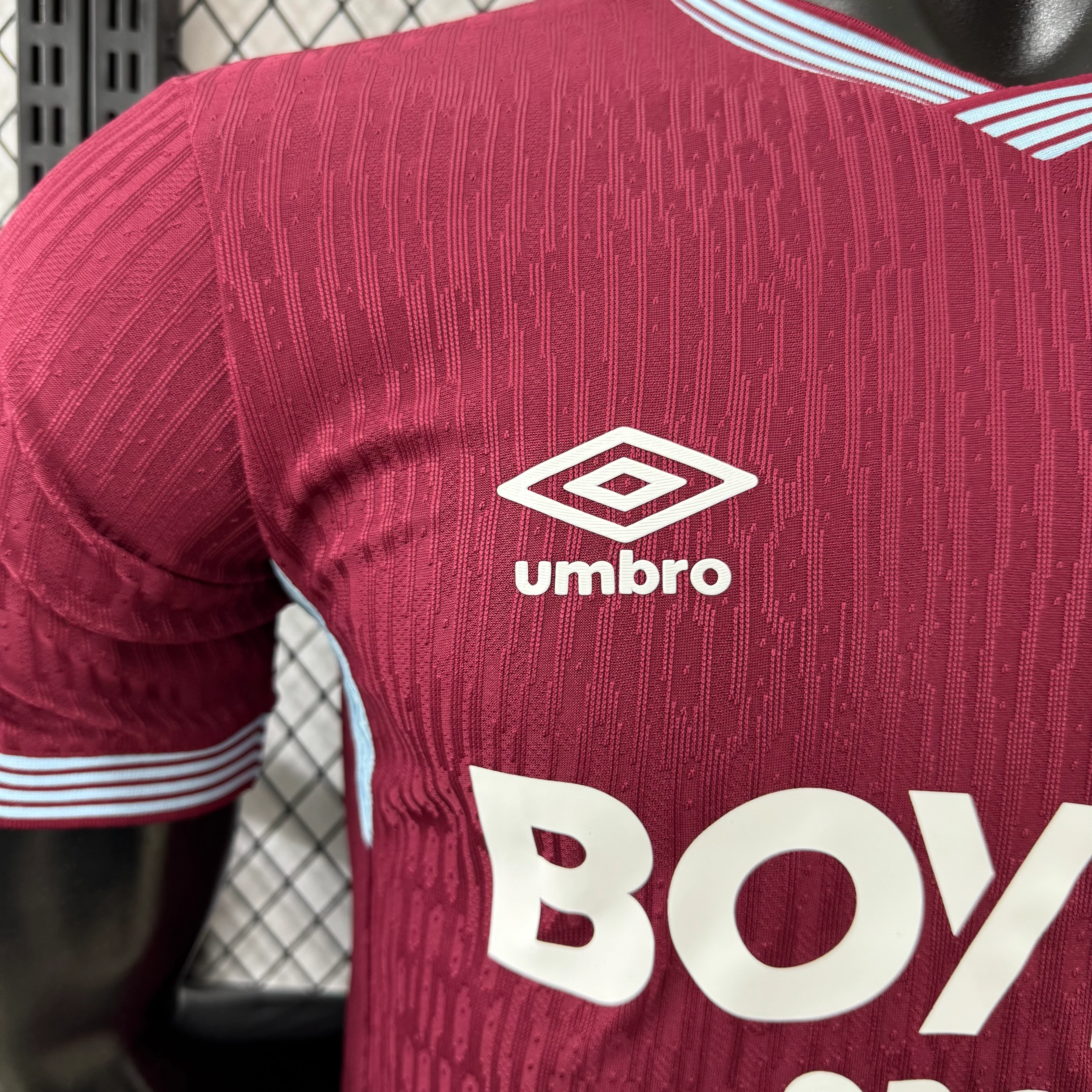 2025-26 West Ham United Home Shirt – Player Version view 6