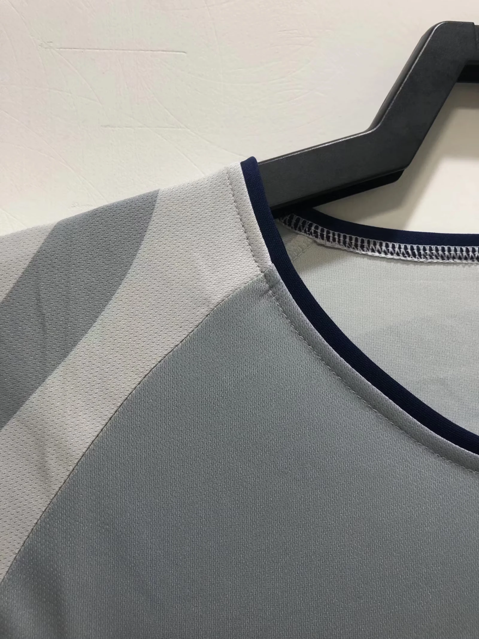 2001 Paris retro away jersey view 10