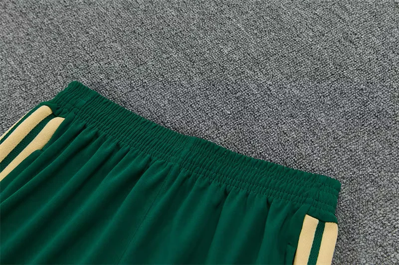 2026-27 Italy Green Half-Zip Training Jersey view 10