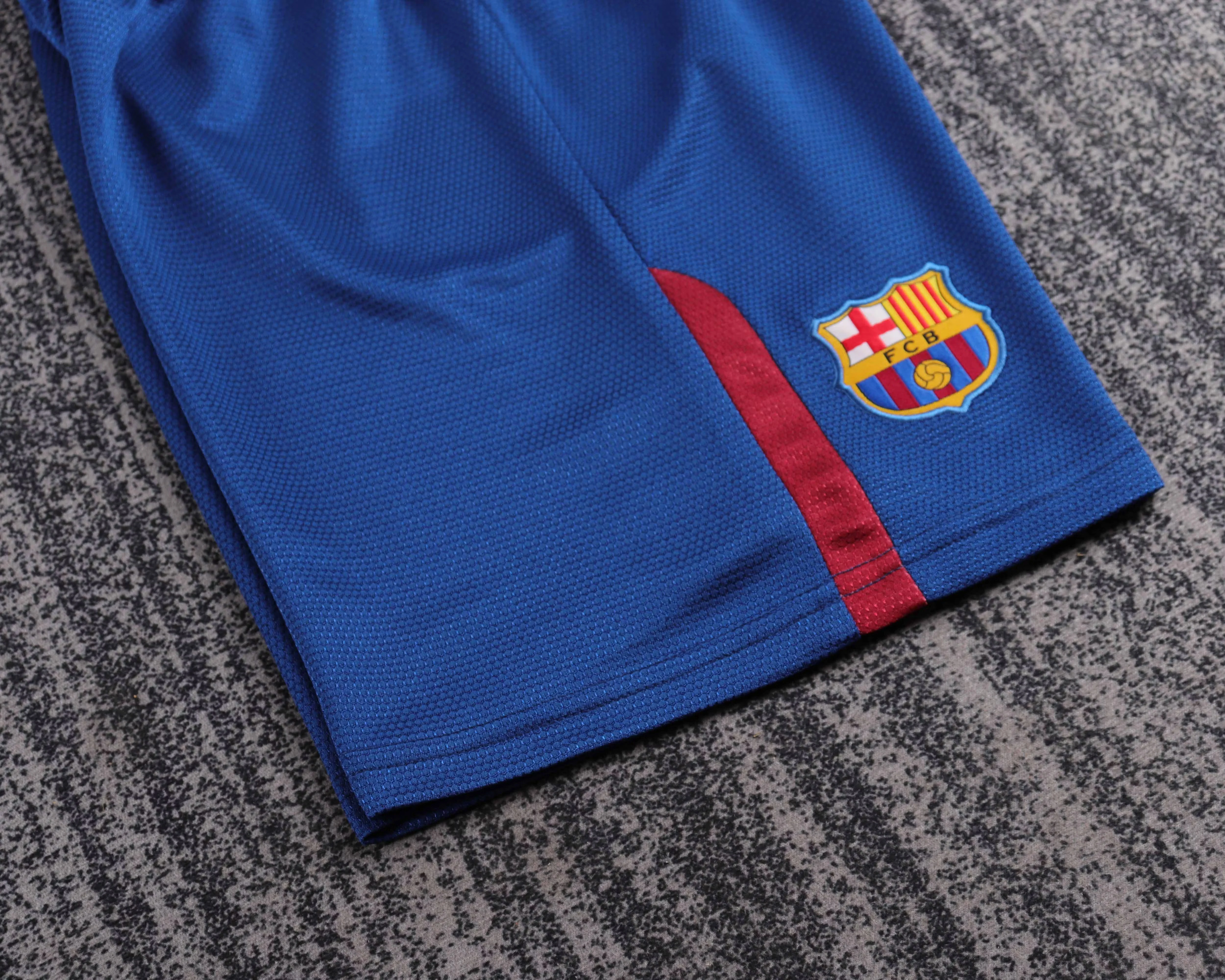 2008-09 Barcelona Home Champions League Retro Shirt - Kids Size view 11