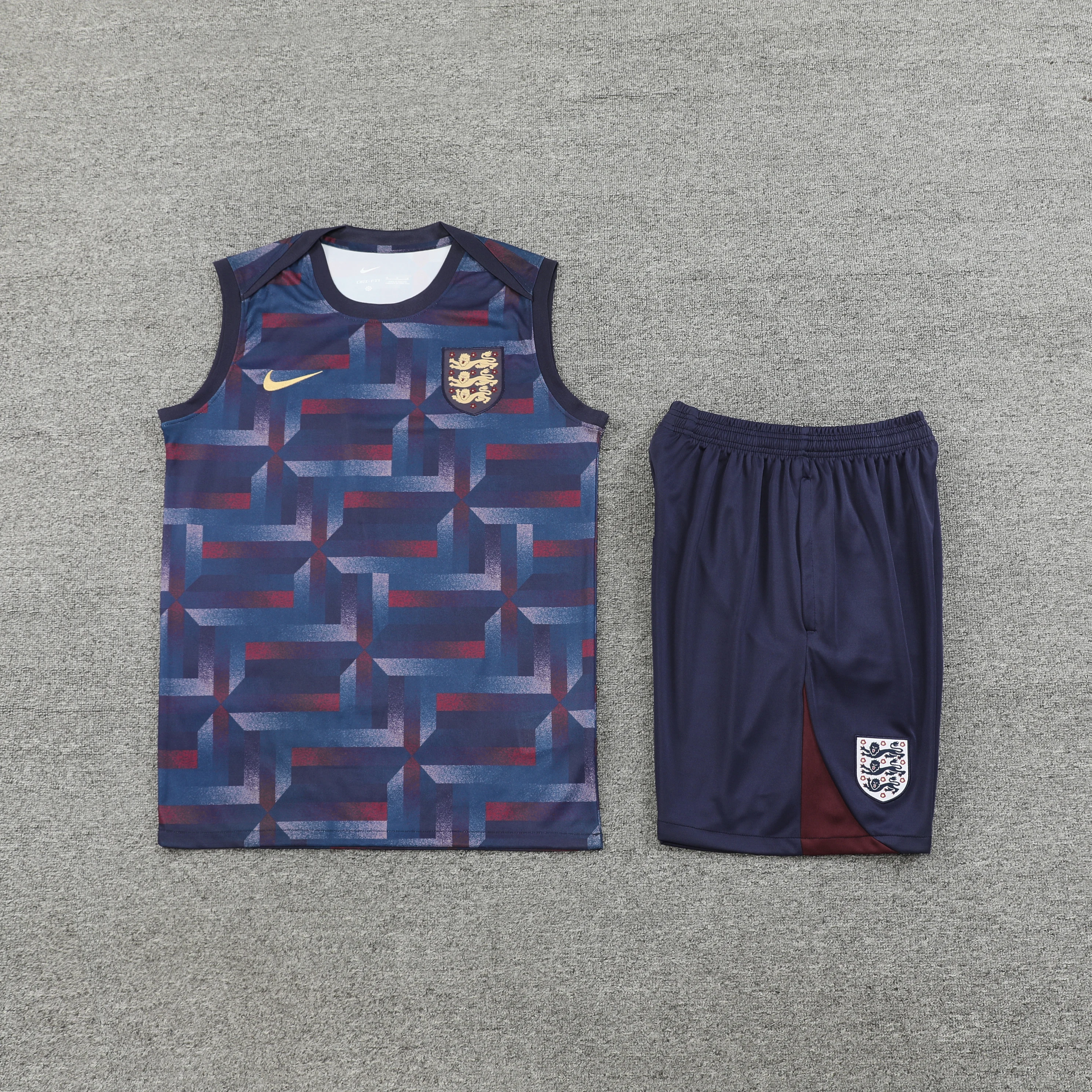 2024-25 England training vest view 11