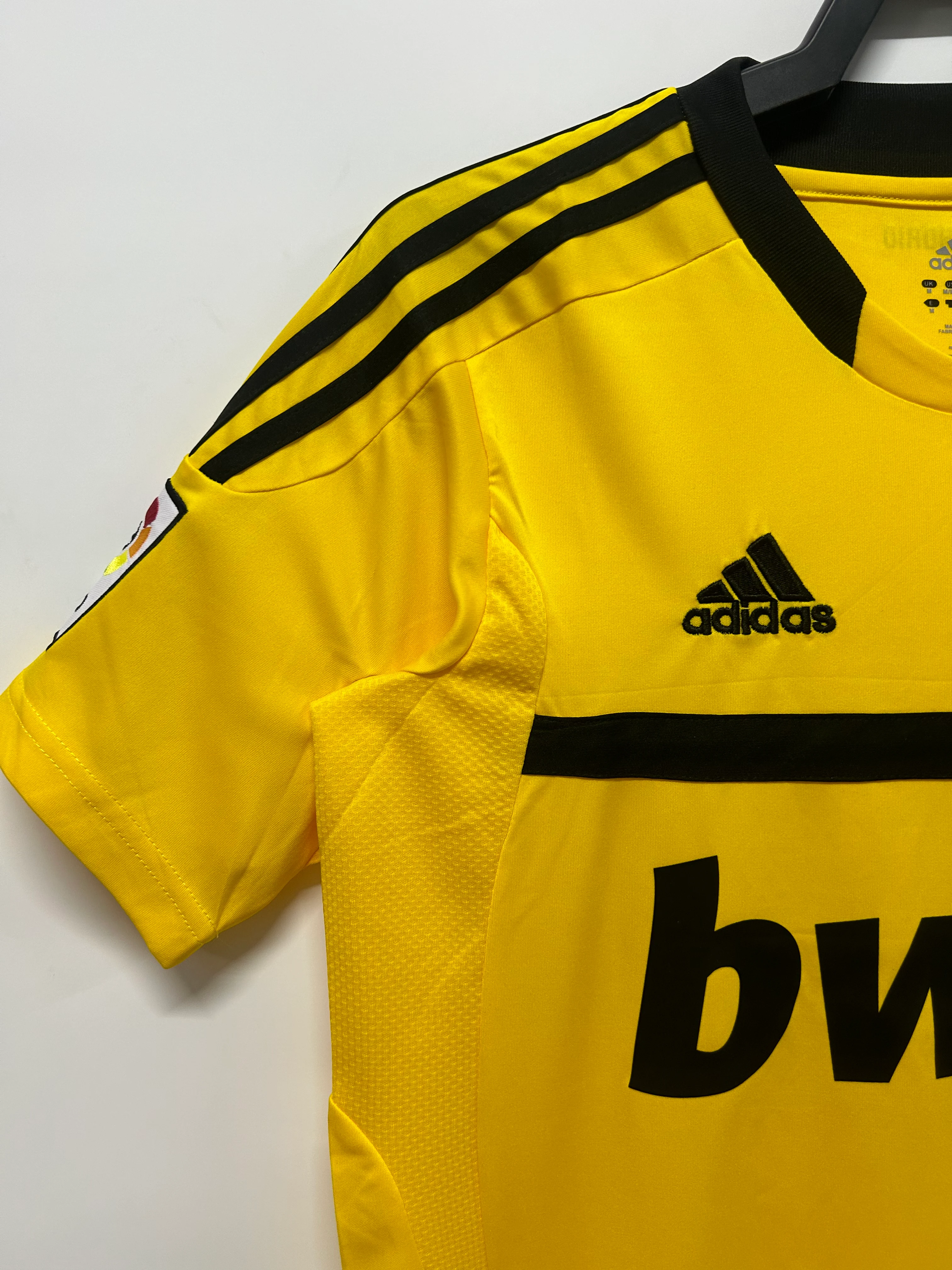 2011-12 Real Madrid Yellow Goalkeeper Retro Jersey view 5