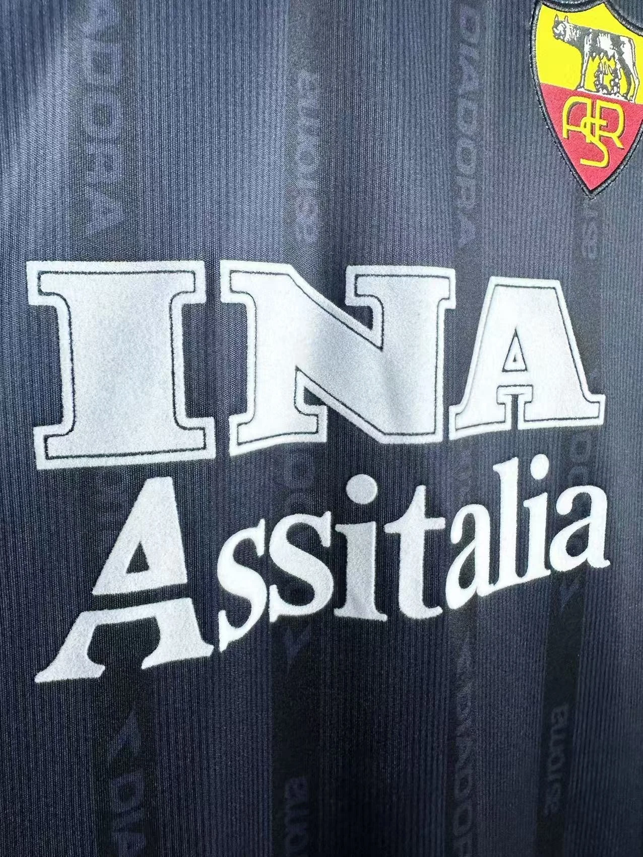 1999-00 Roma Away II Retro Long-Sleeve Jersey view 4