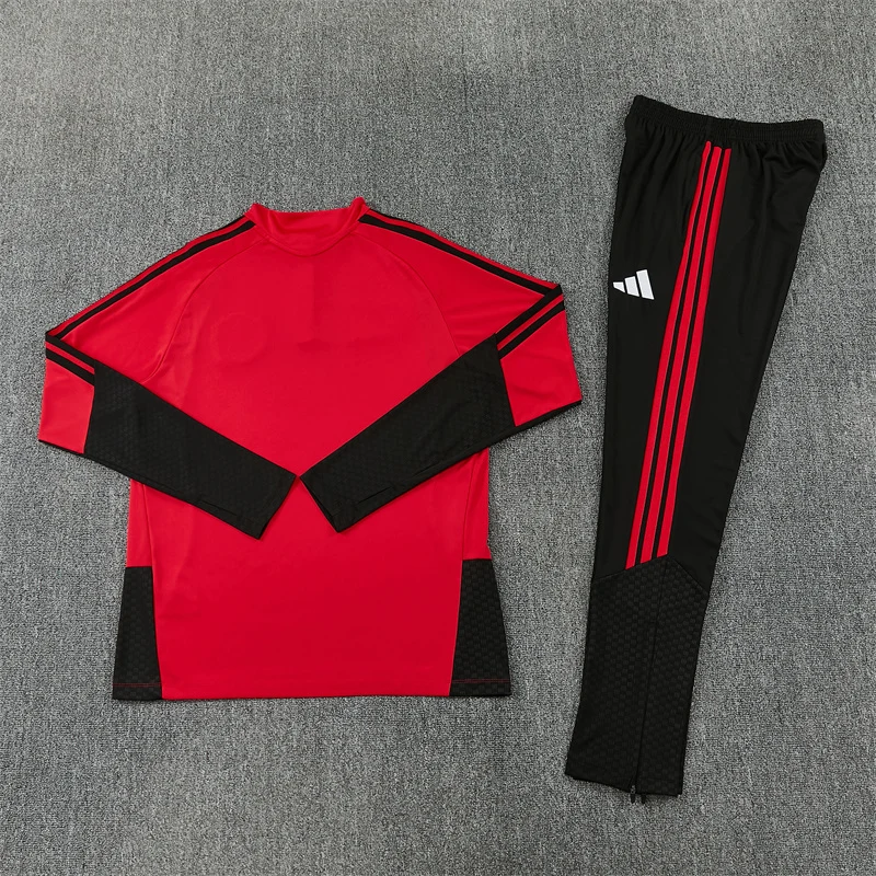 2026-27 Manchester United Red Half-Zip Training Jersey view 16
