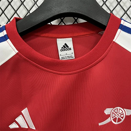 2026-27 Arsenal long-sleeved sweatshirt view 6