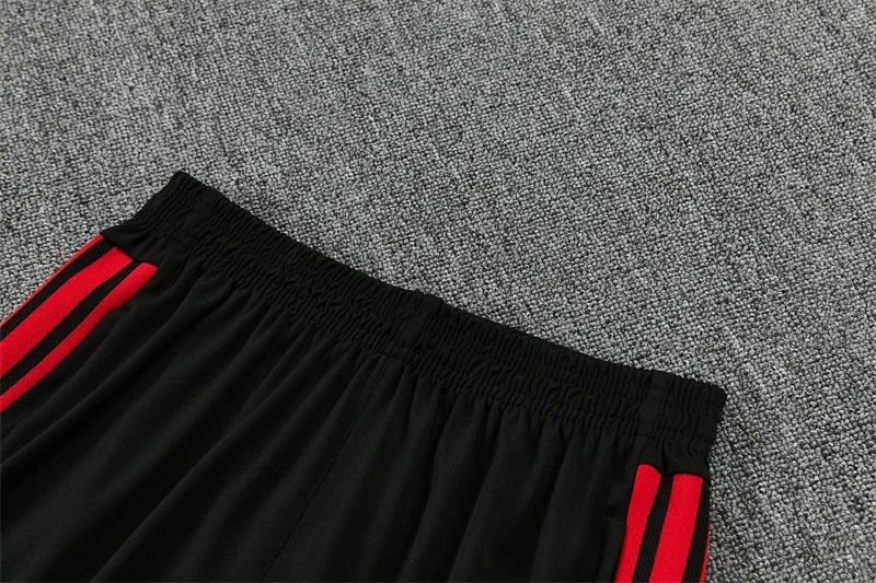 2026-27 Manchester United Red Half-Zip Training Jersey view 5