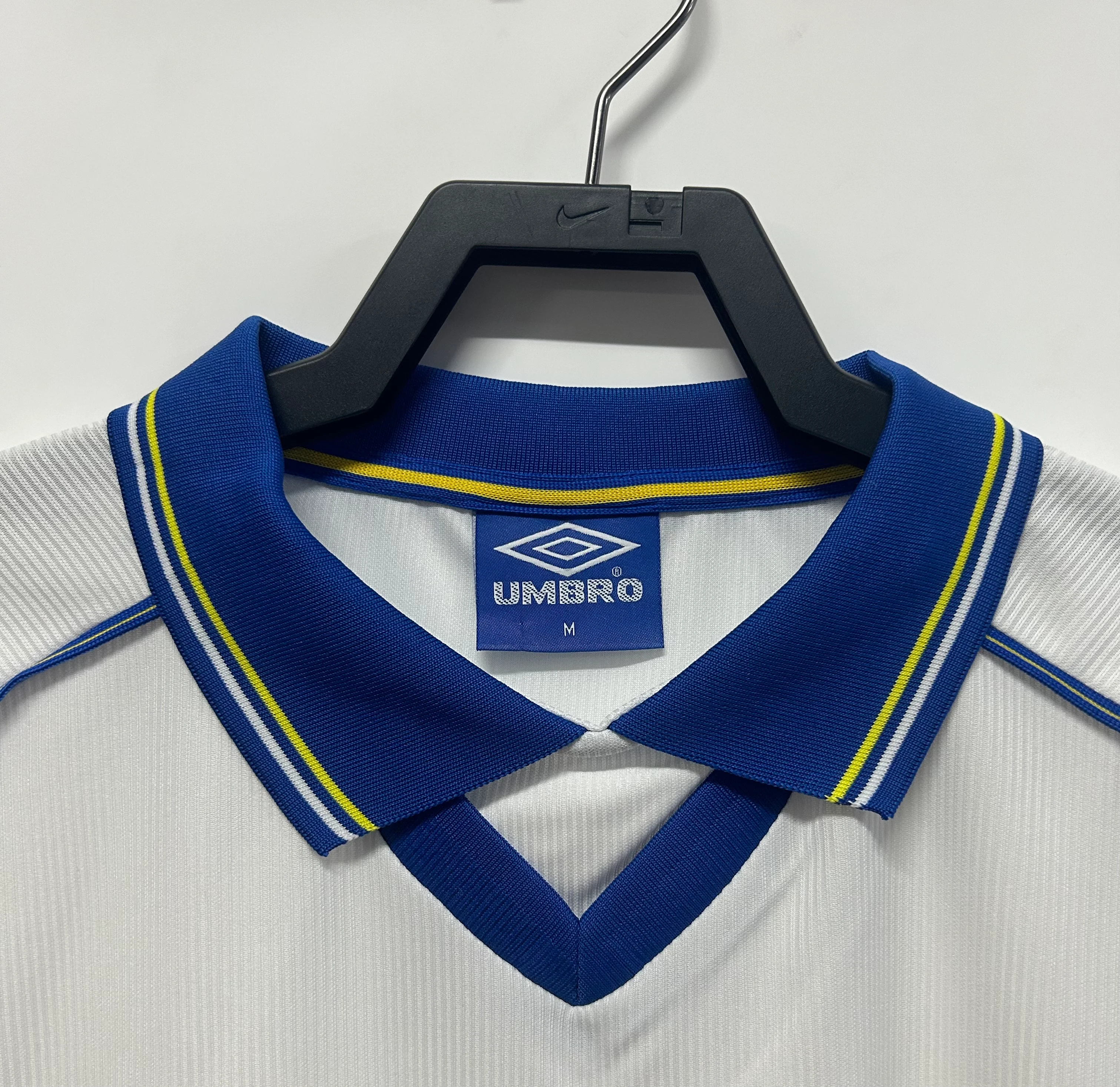 1998-00 Chelsea Away Retro Shirt view 8