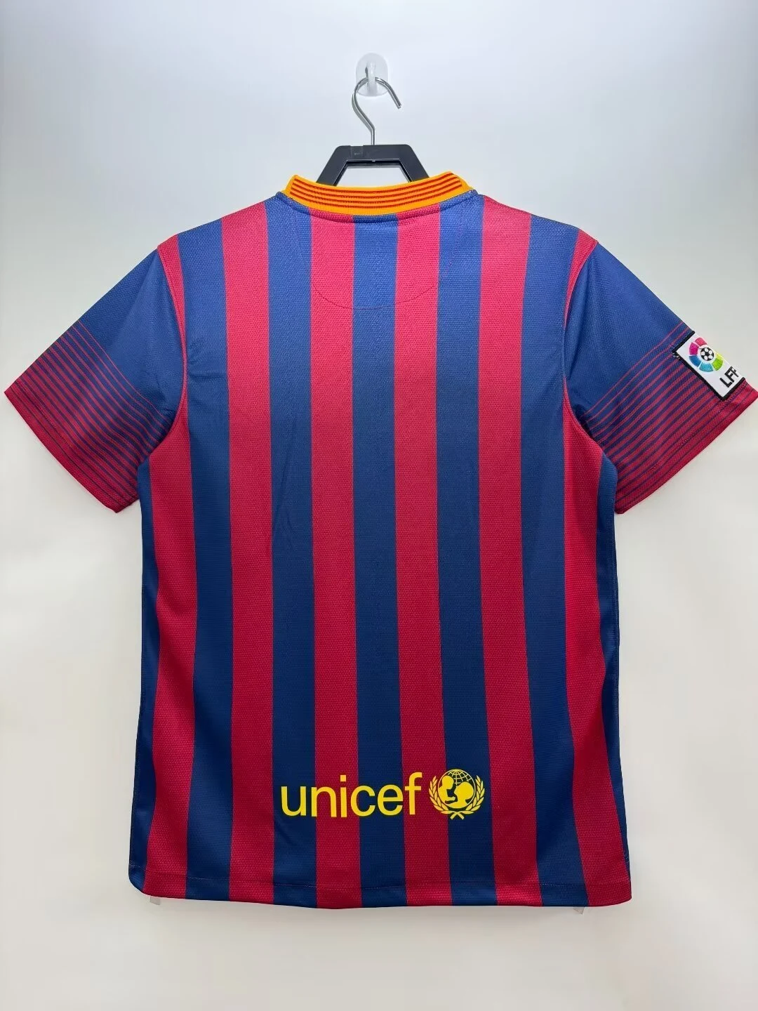 2013-14 Barcelona Retro Home Jersey view 2