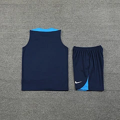 2024-25 Chelsea training shirt view 5
