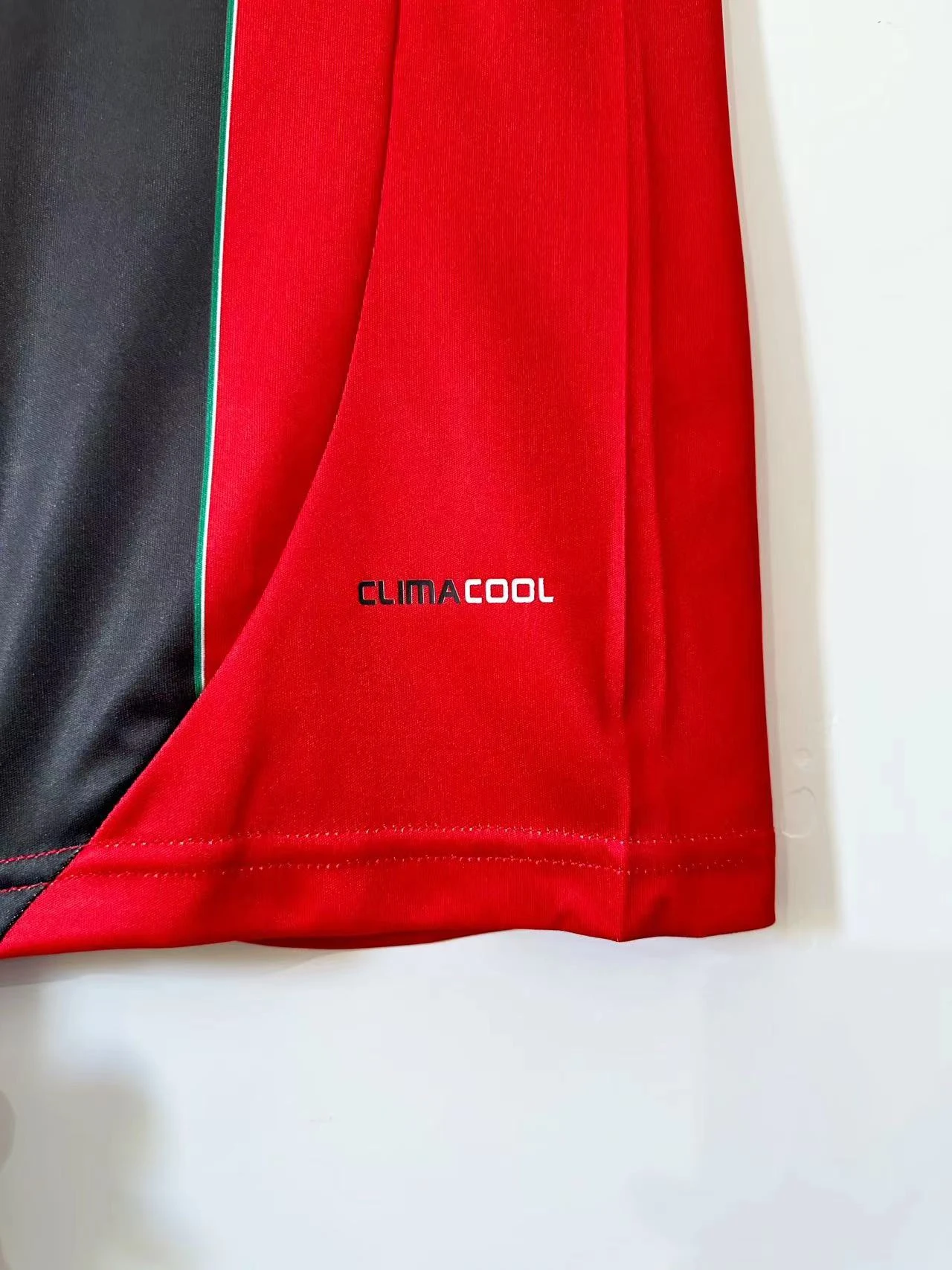 2012-13 AC Home Retro Jersey view 4
