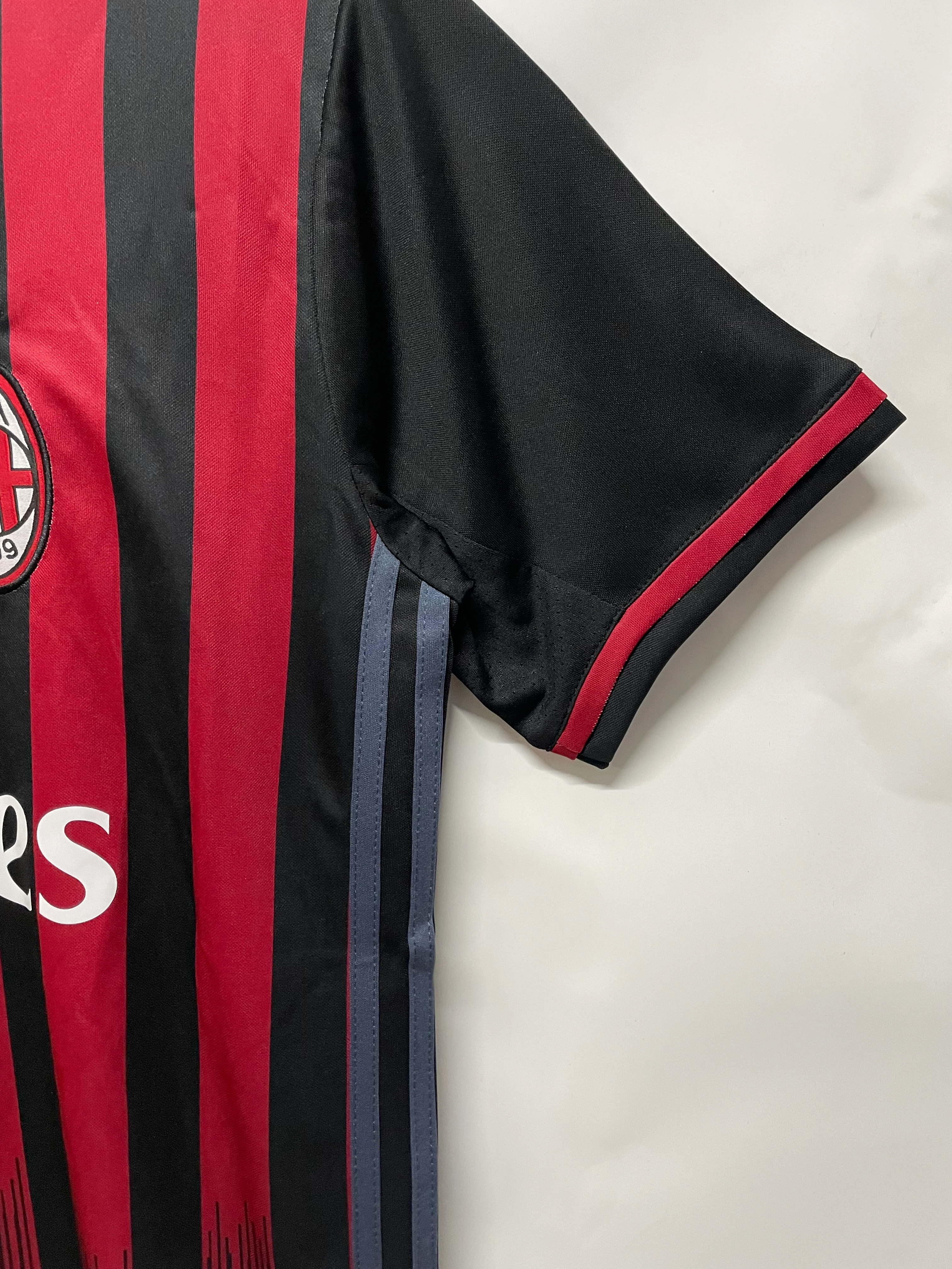 2016-17 AC Home Retro Jersey view 3