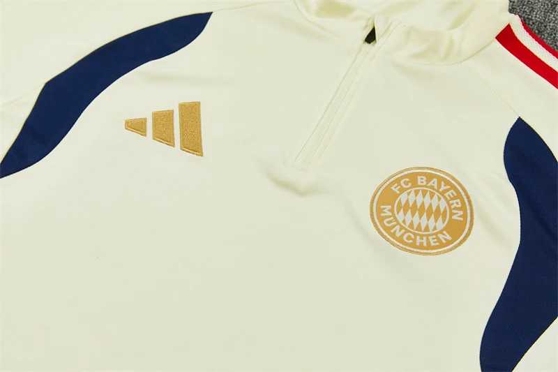 2026-27 Bayern Munich Beige Half-Zip Training Jersey view 5