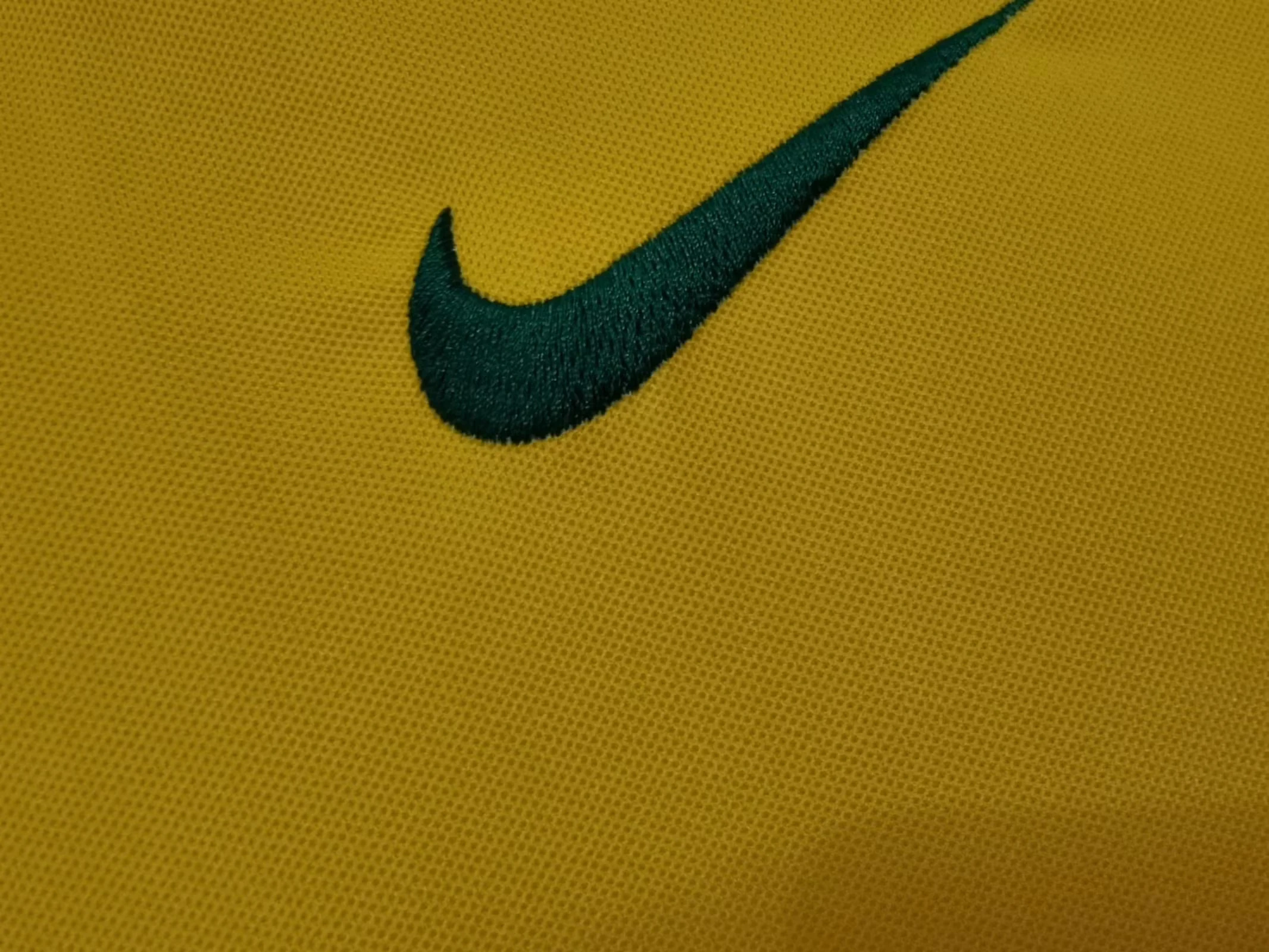 1998 Brazil Home Retro Jersey view 8