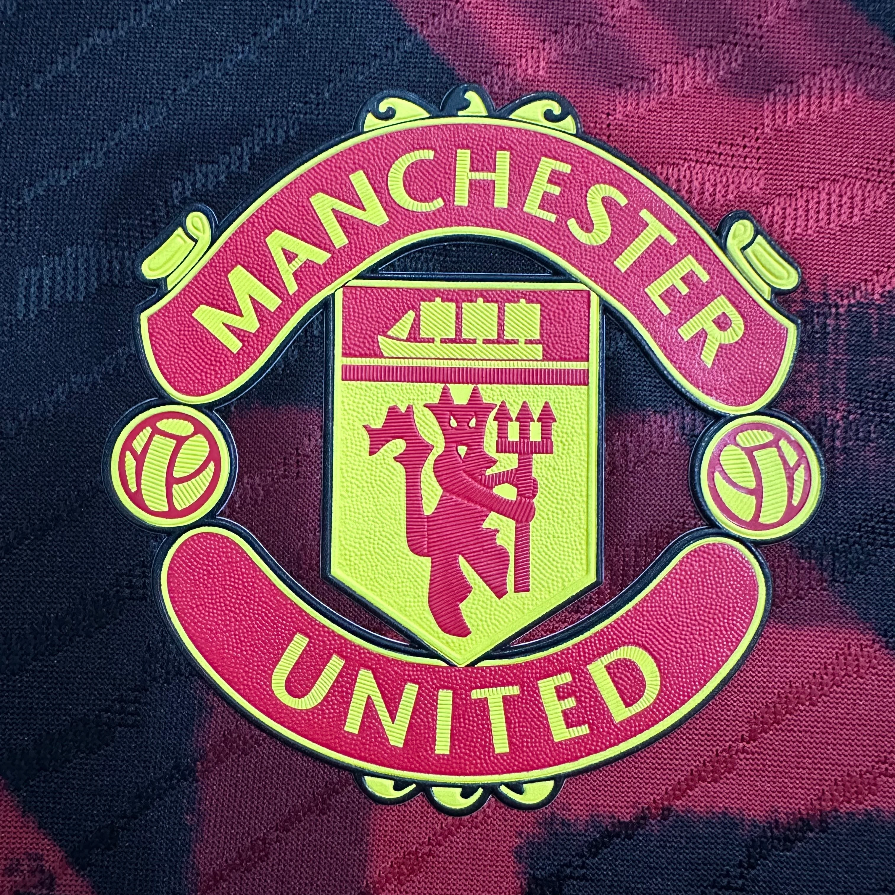 2025-26 Manchester United Training Jersey – Player Version view 3