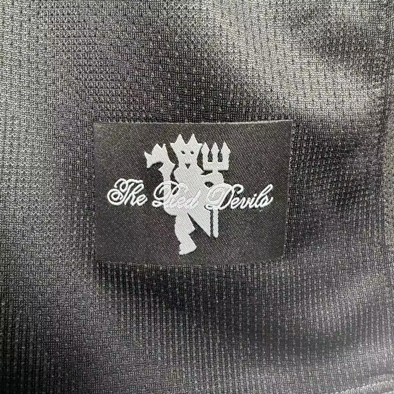 2007-08 Manchester United Away Black Long Sleeve Retro Shirt view 7