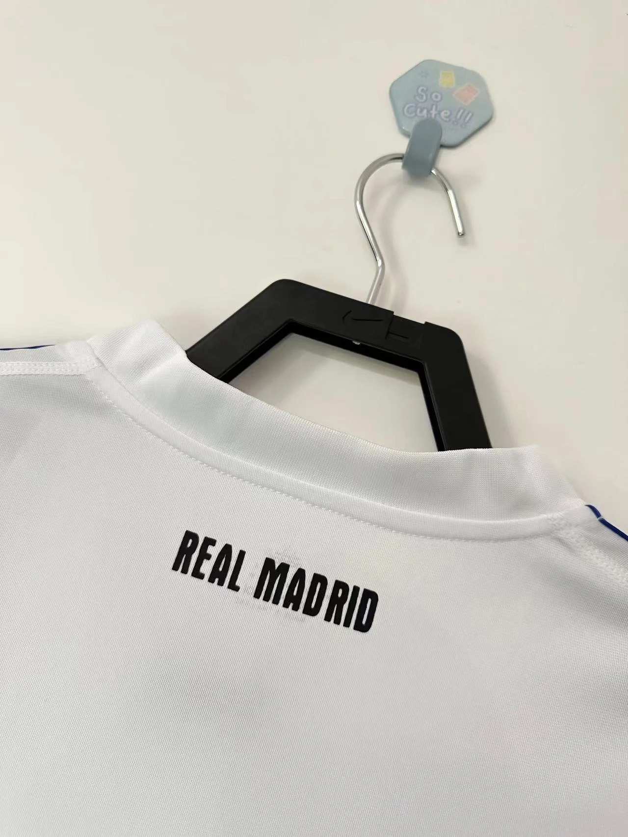2010-11 Real Madrid Home Retro Jersey view 13